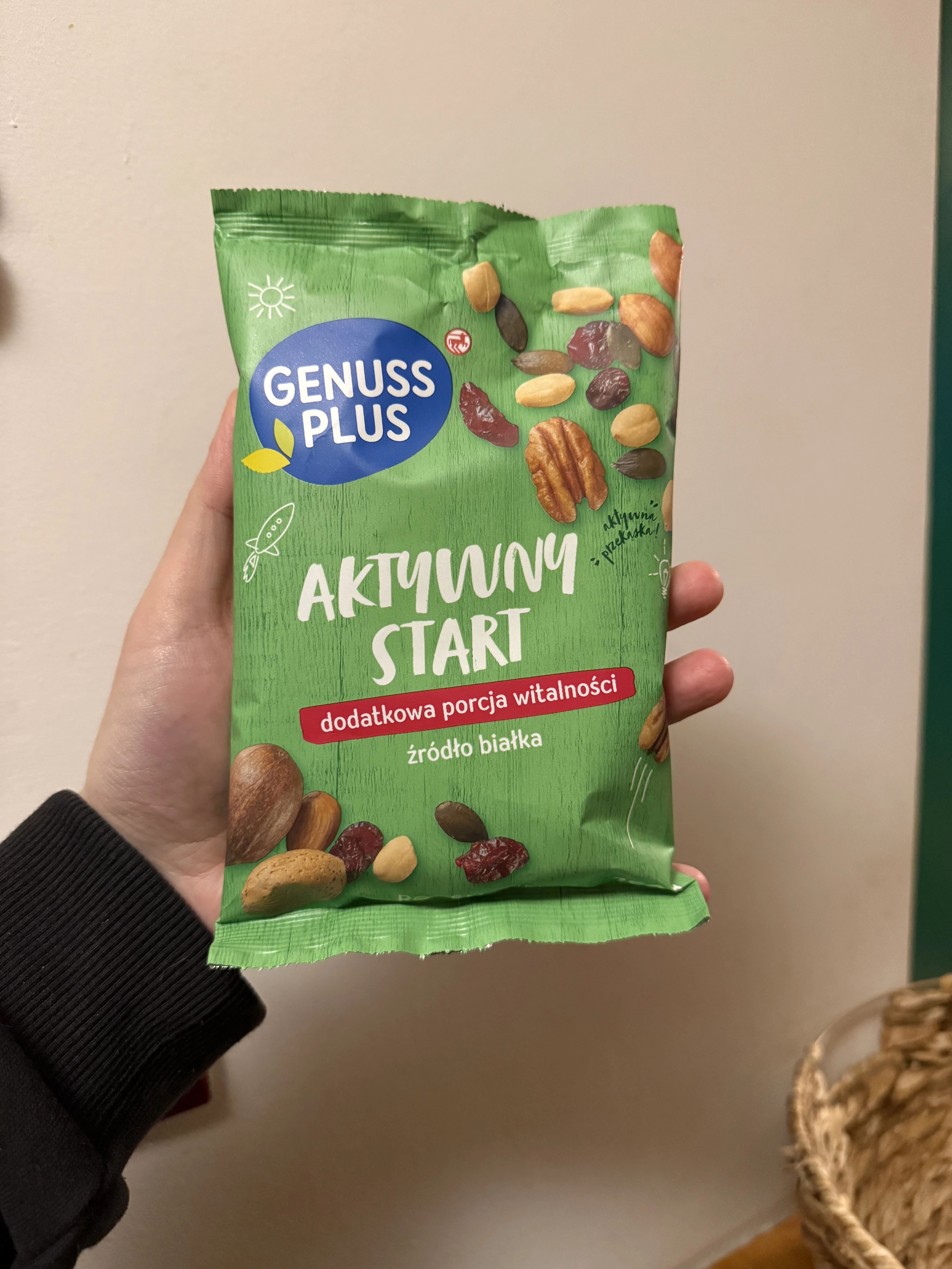 Genuss Plus Aktywny Start mieszanka orzechów i suszonych owoców | 150g