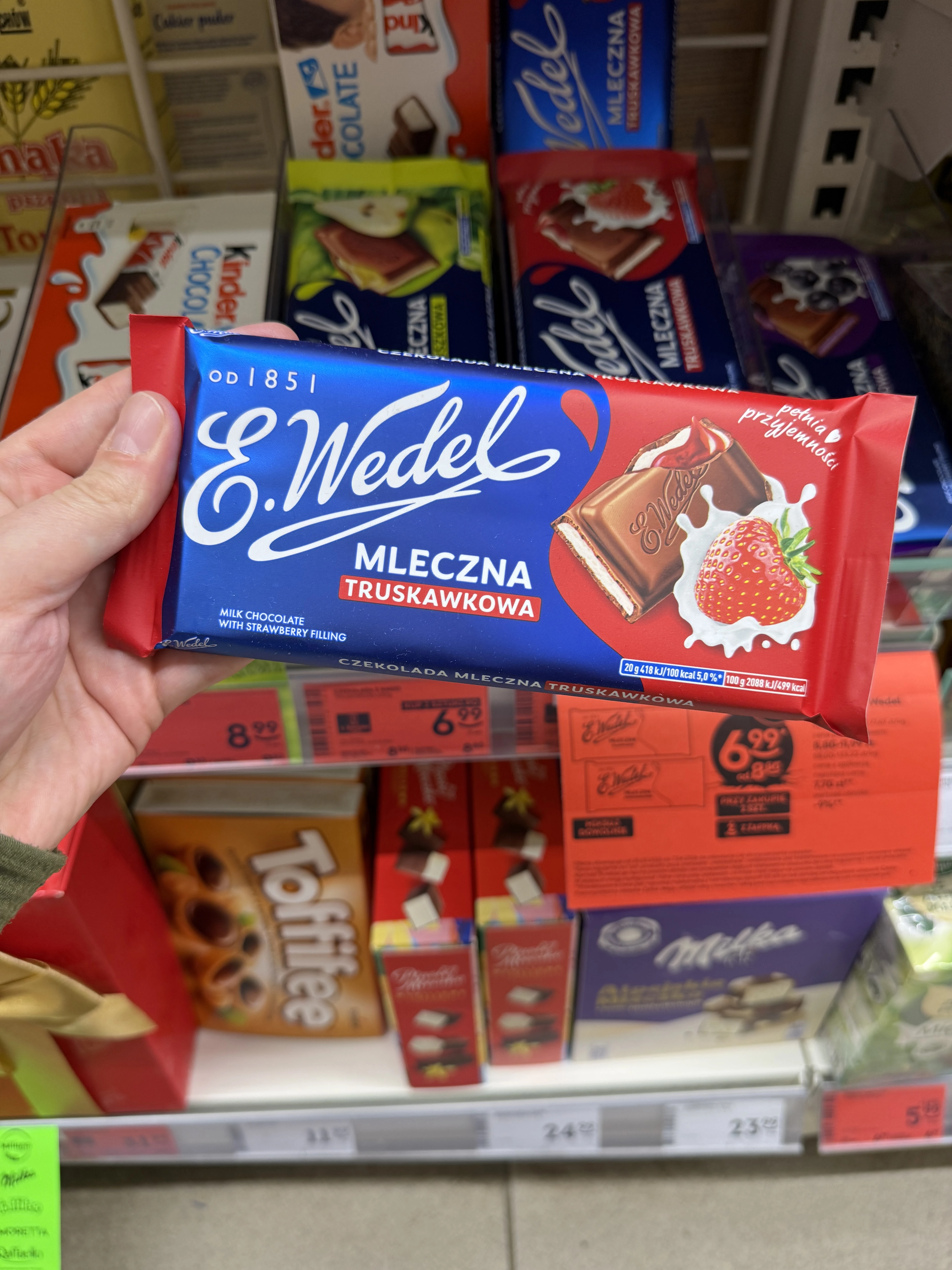 E. Wedel Czekolada mleczna truskawkowa | 100g
