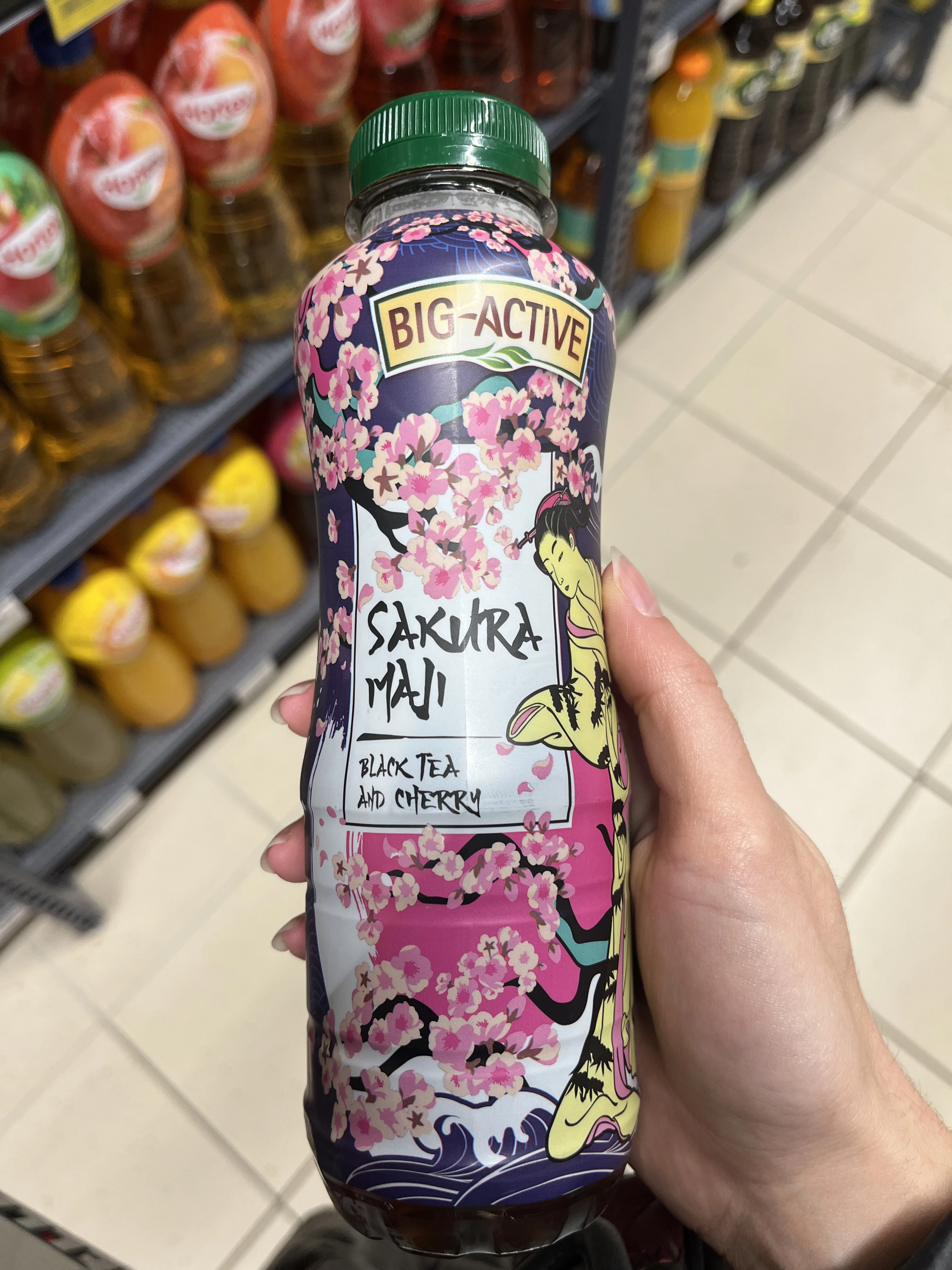 Big-Active Sakura Maji Black Tea and Cherry | 500ml