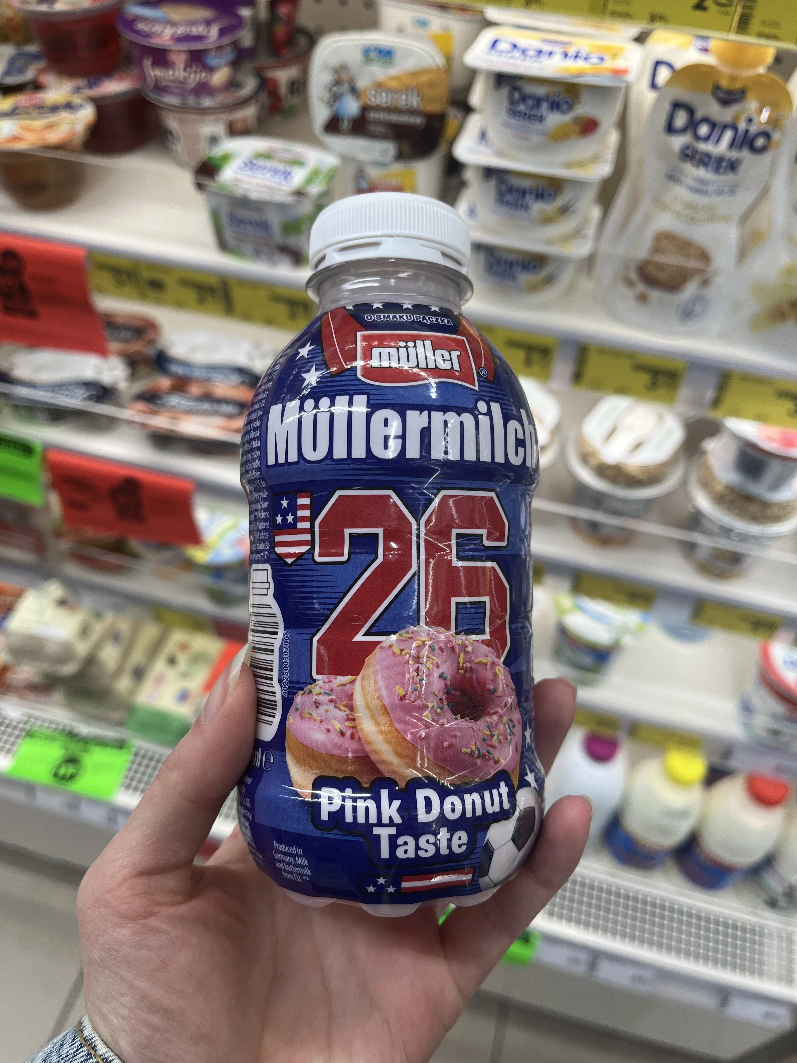 Müllermilch Pink Donut (limitowana edycja) | 400g