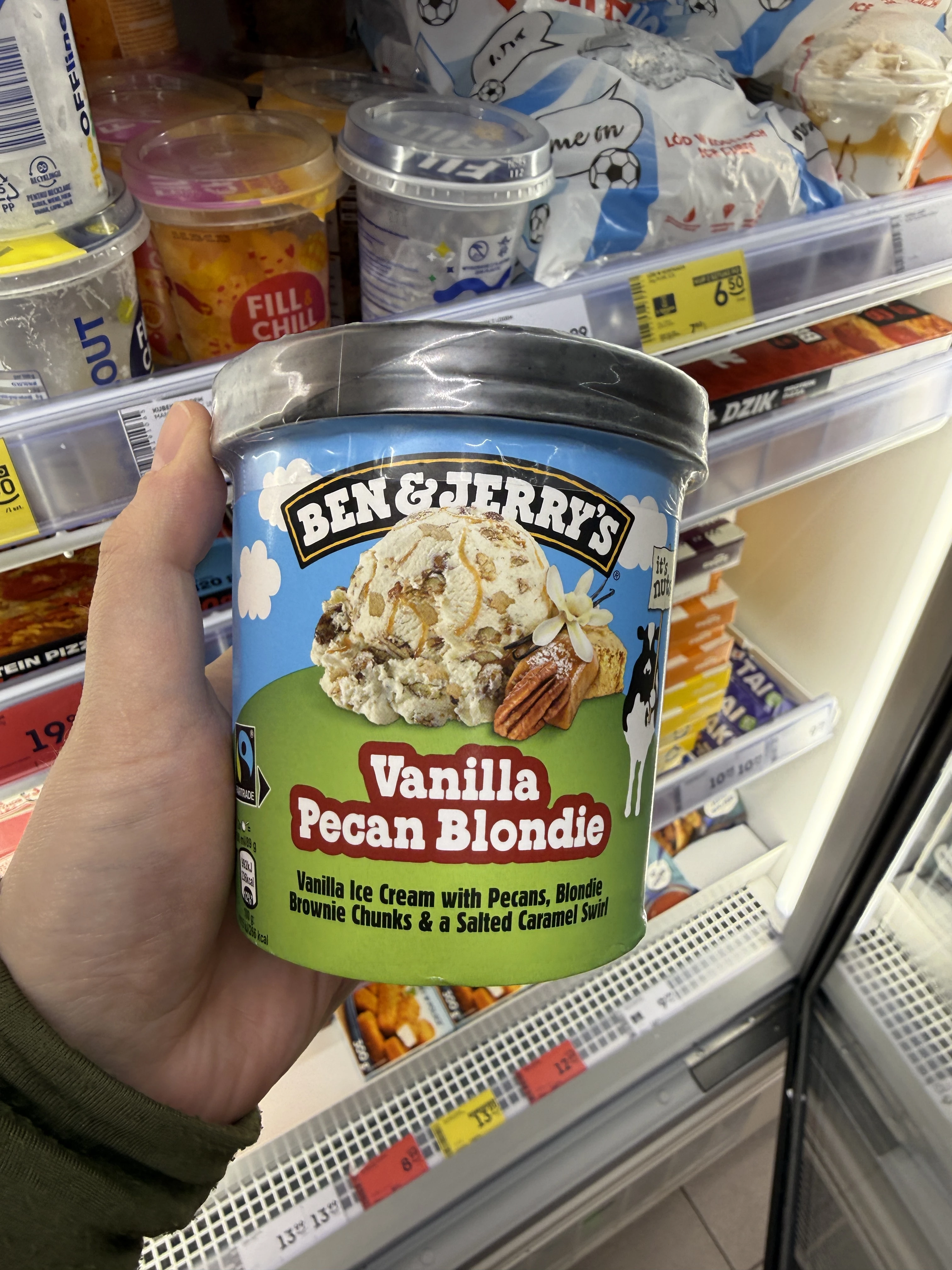 Ben & Jerry’s Vanilla Pecan Blondie | 465ml