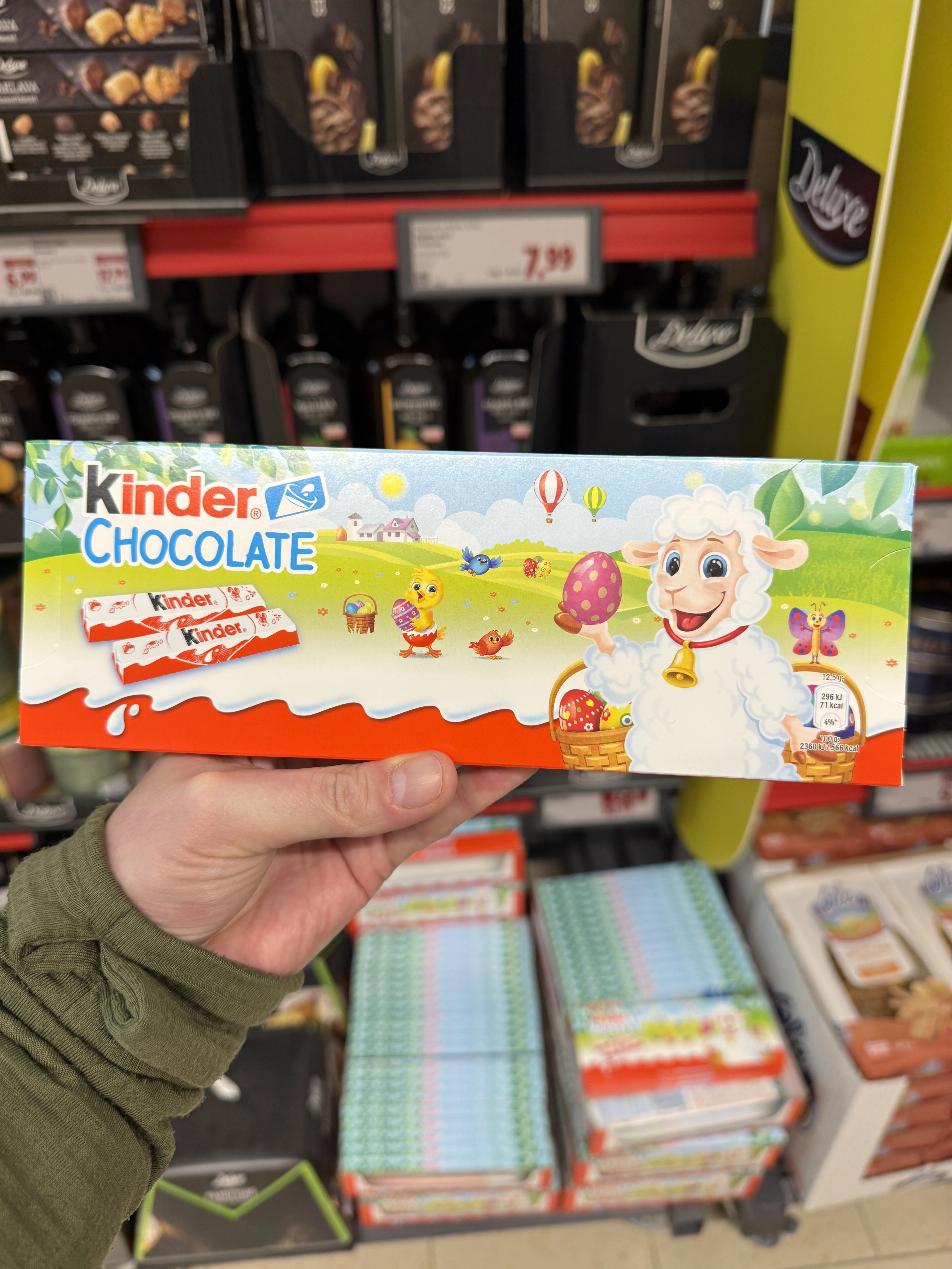 Kinder Chocolate Batonik z mlecznej czekolady z nadzieniem mlecznym (12 sztuk) | 150g