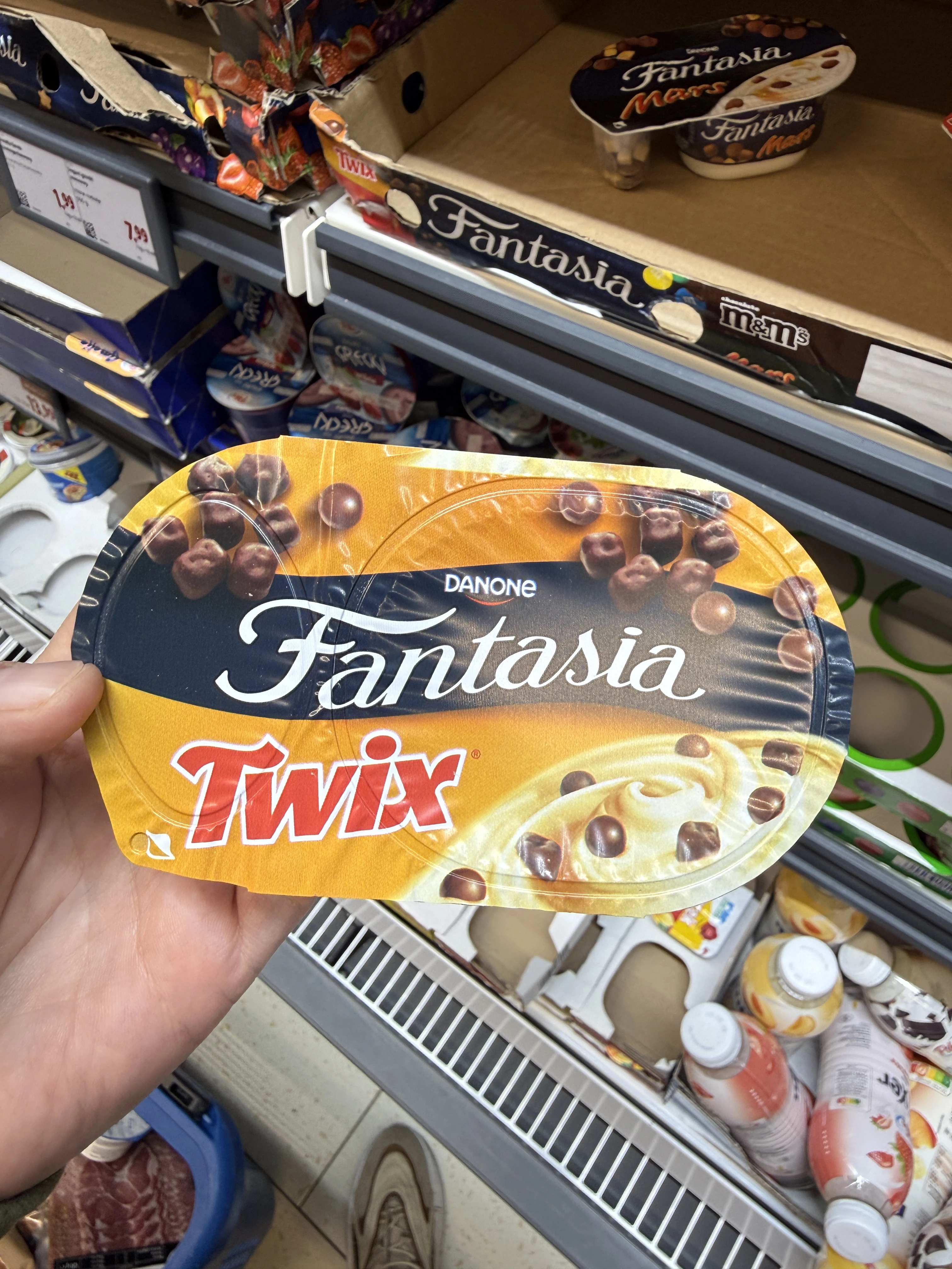 Fantasia Jogurt karmelowy z mieszanką Twix | 120g