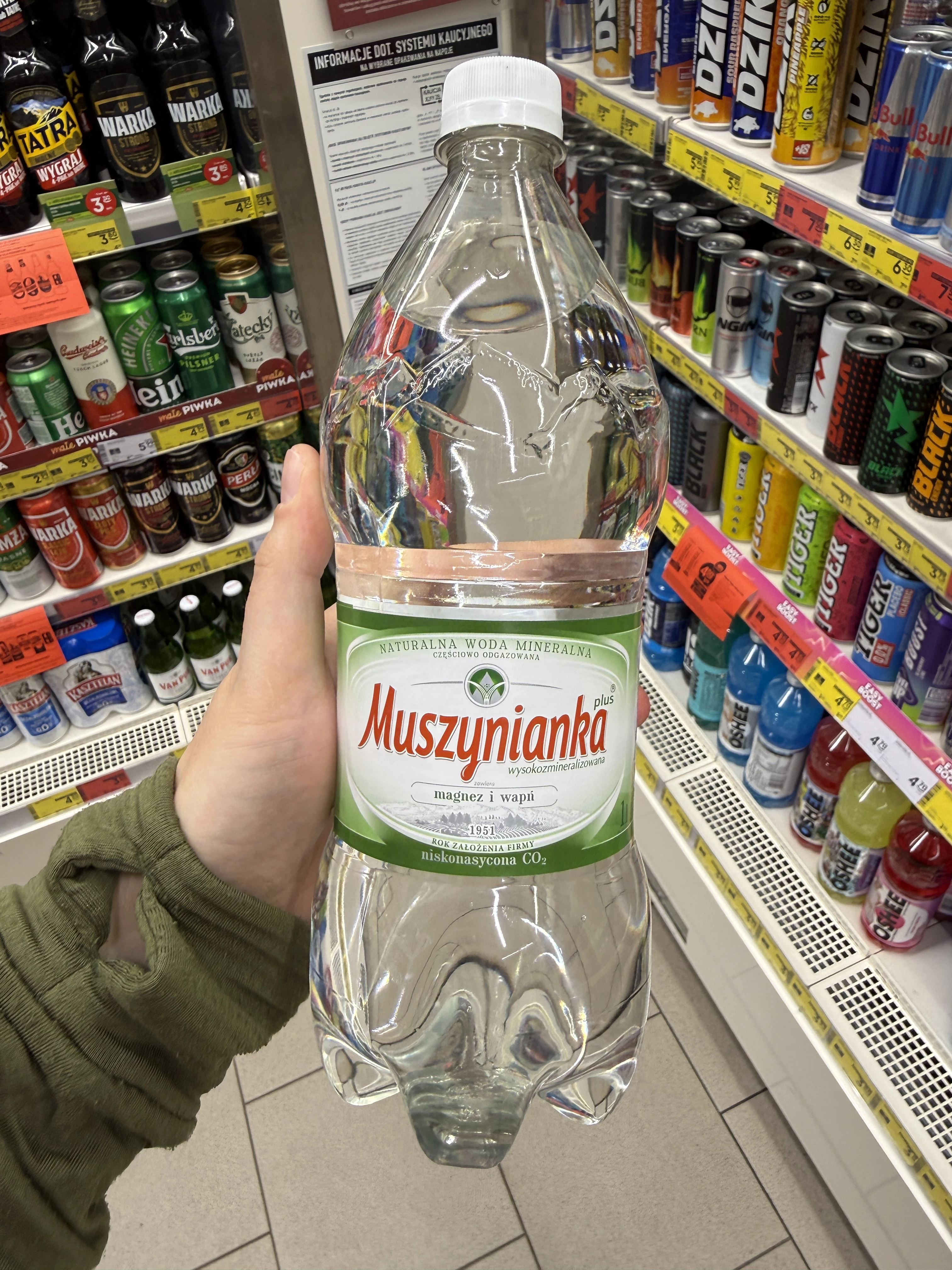 Muszynianka plus Naturalna woda mineralna wysokozmineralizowana niskonasycona CO₂ | 1000ml