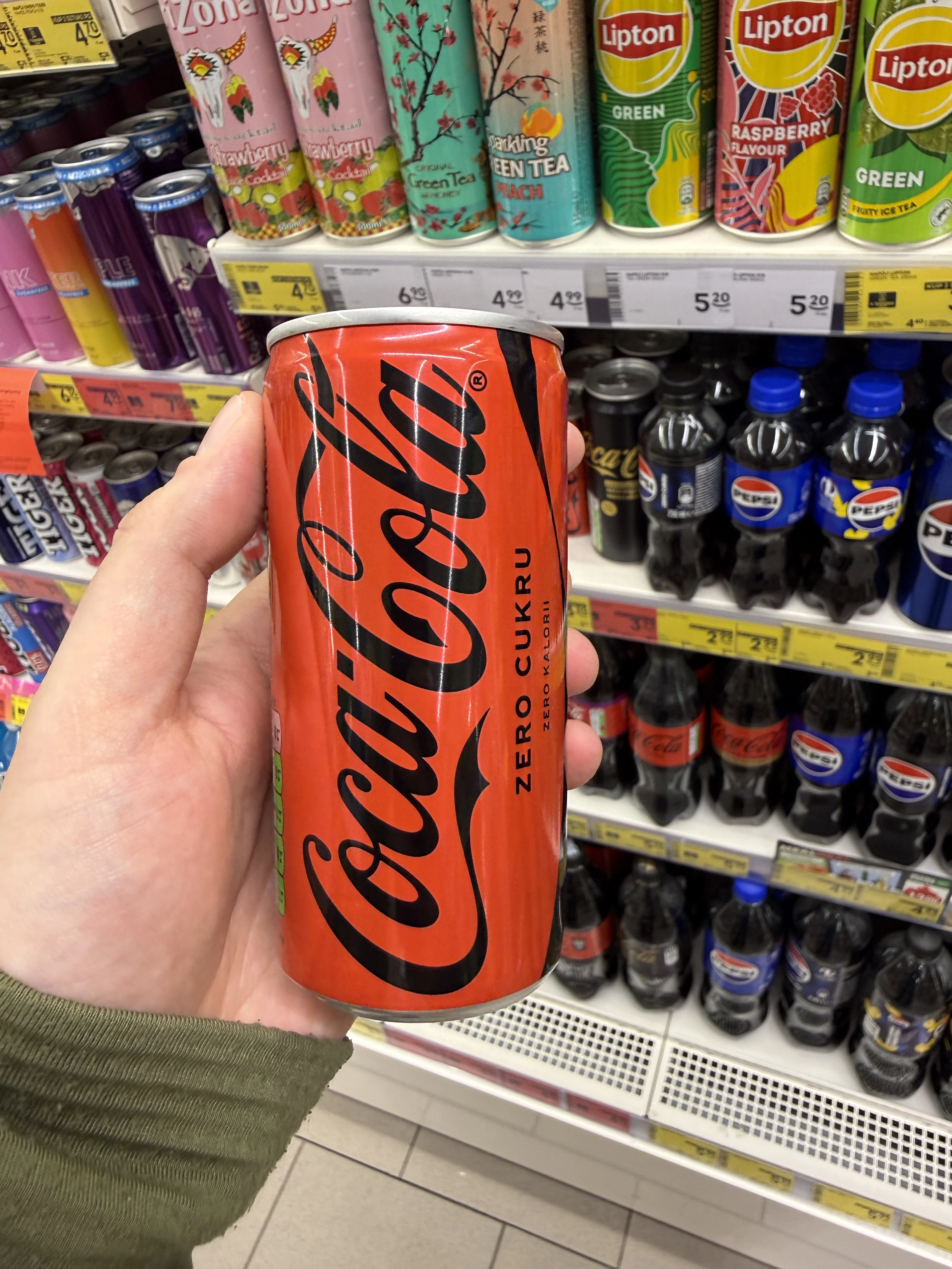 Coca-Cola Zero Sugar (czarne logo, napis Zero Cukru) | 200ml