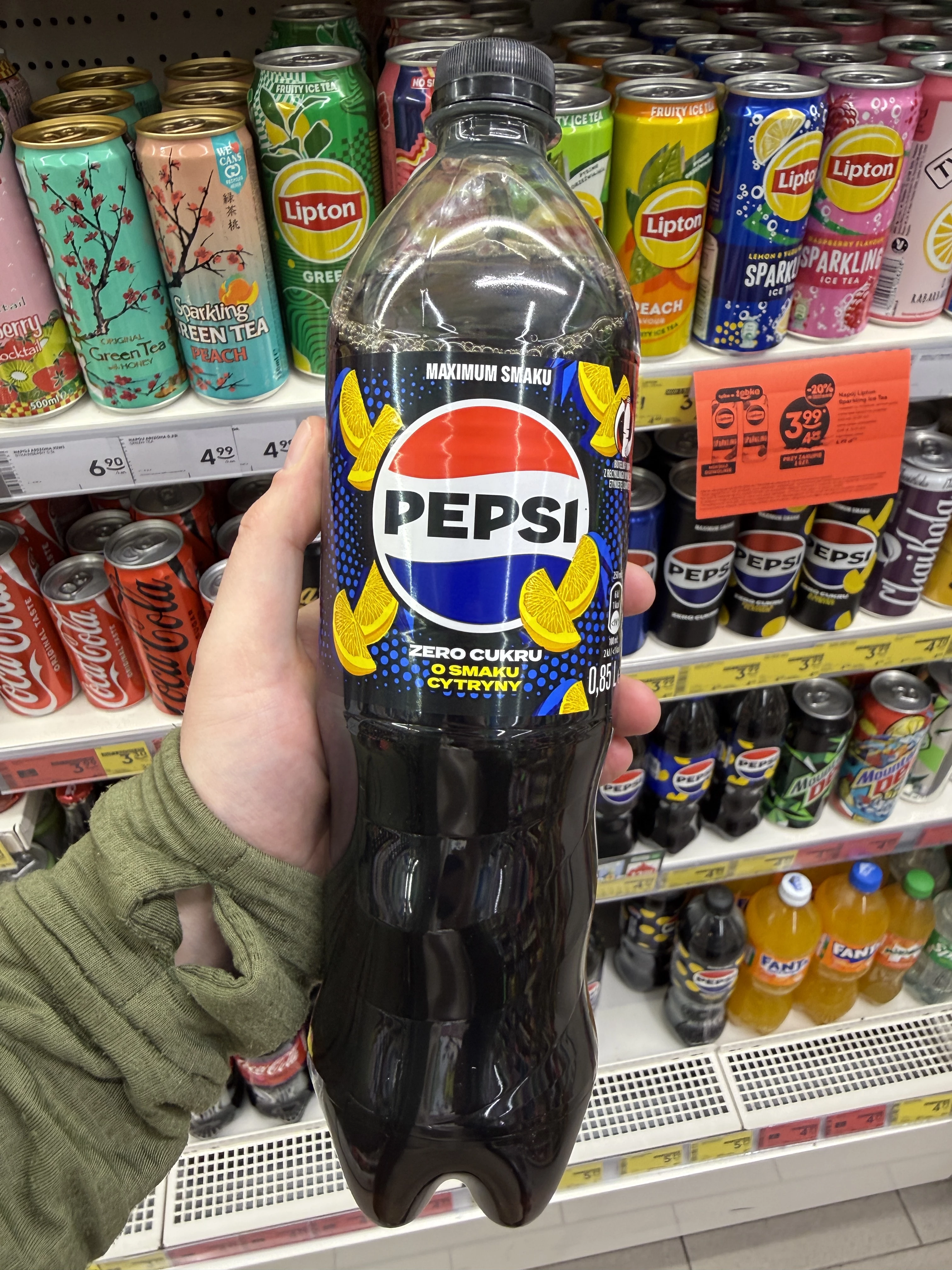 Pepsi-Cola Zero Cukru Napój gazowany o smaku cytryny | 850ml