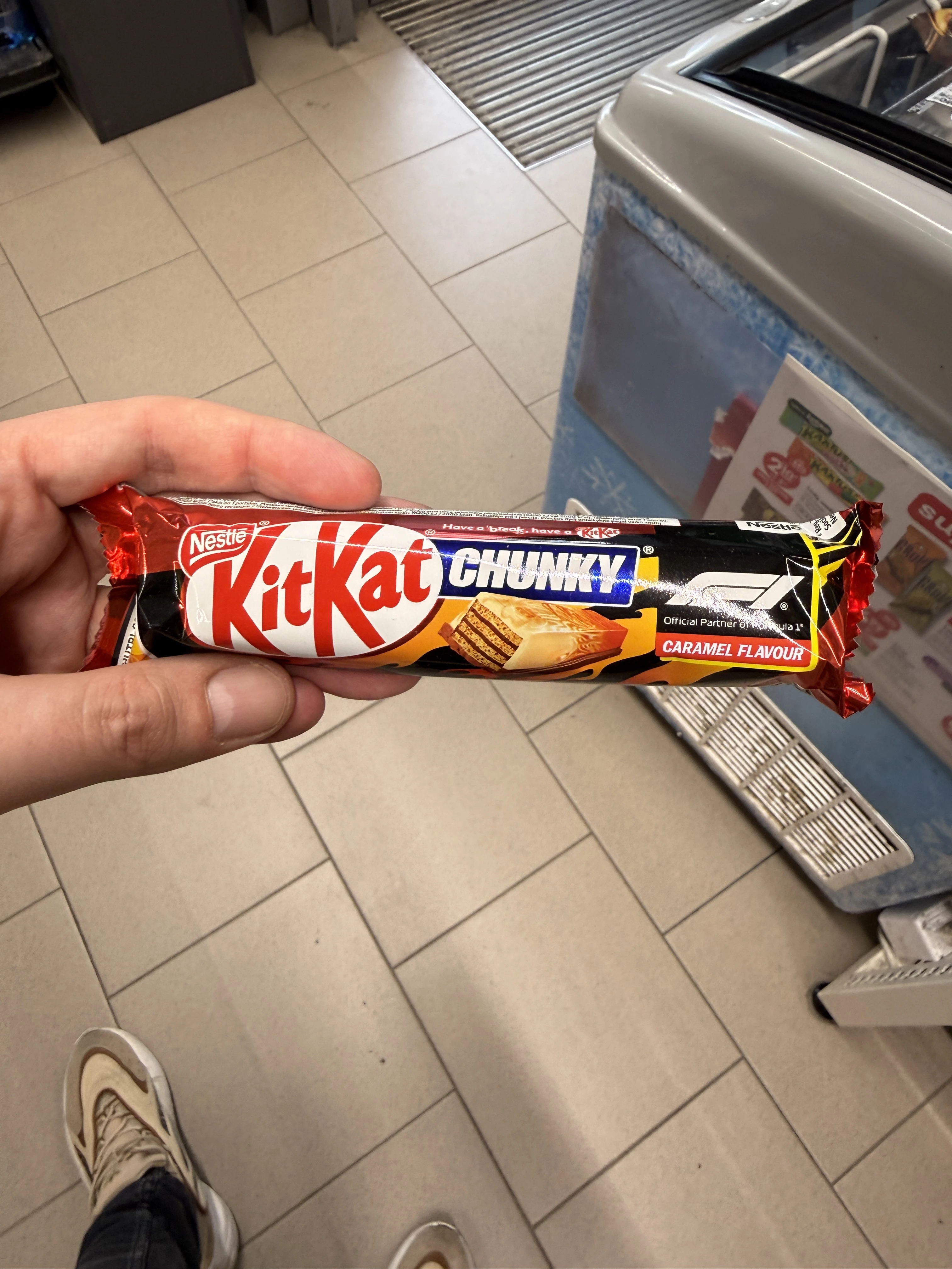 KitKat Chunky Caramel edycja F1 | 40g