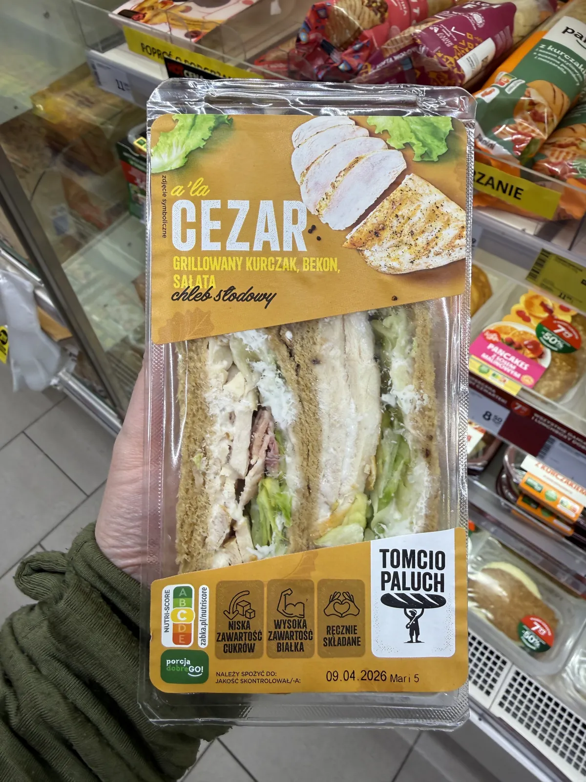Kanapka trójkąt Cezar Tomcio Paluch | 205g