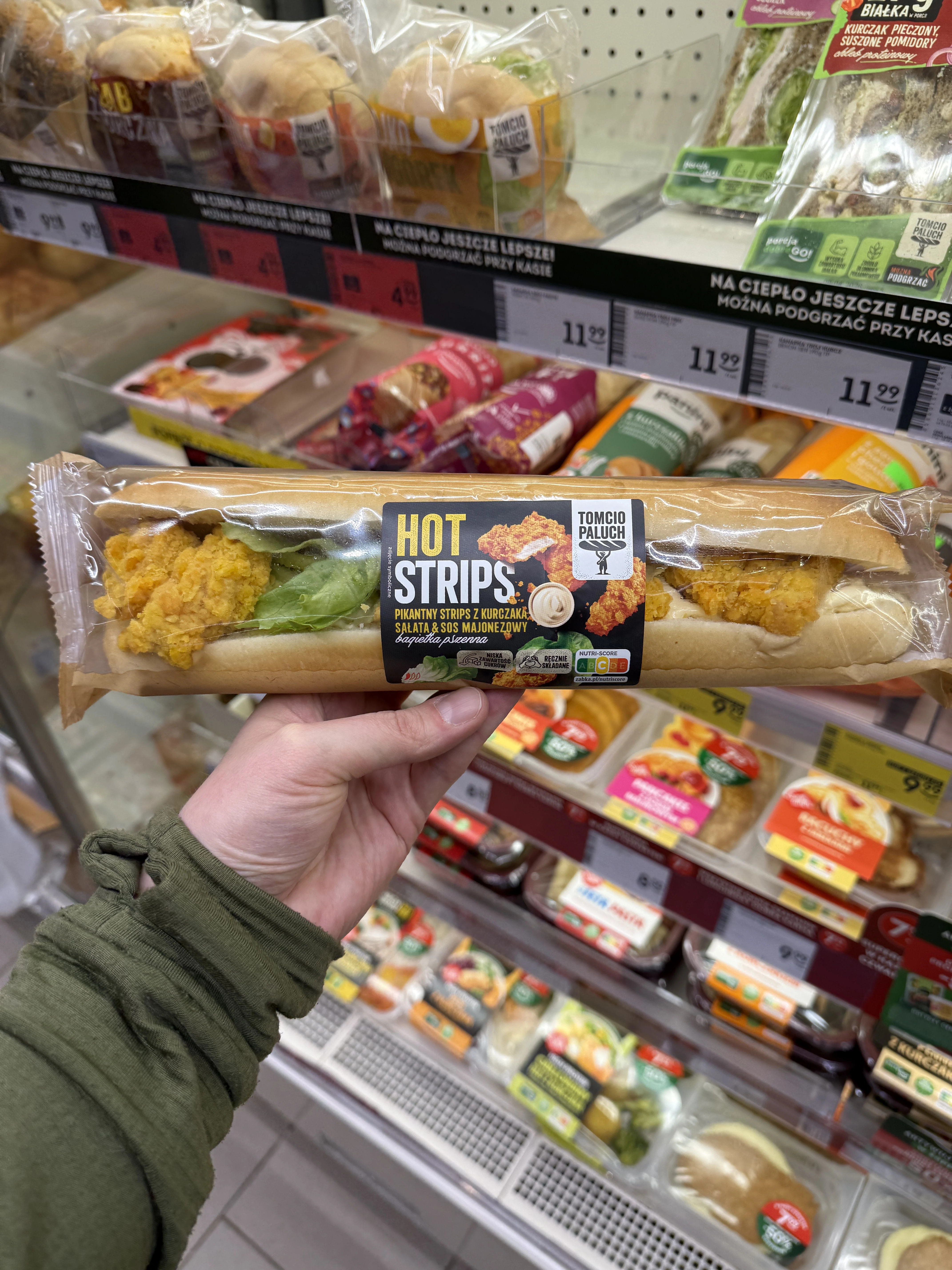 Hot Strips Pikantny strips z kurczaka, sałata & sos majonezowy | 240g