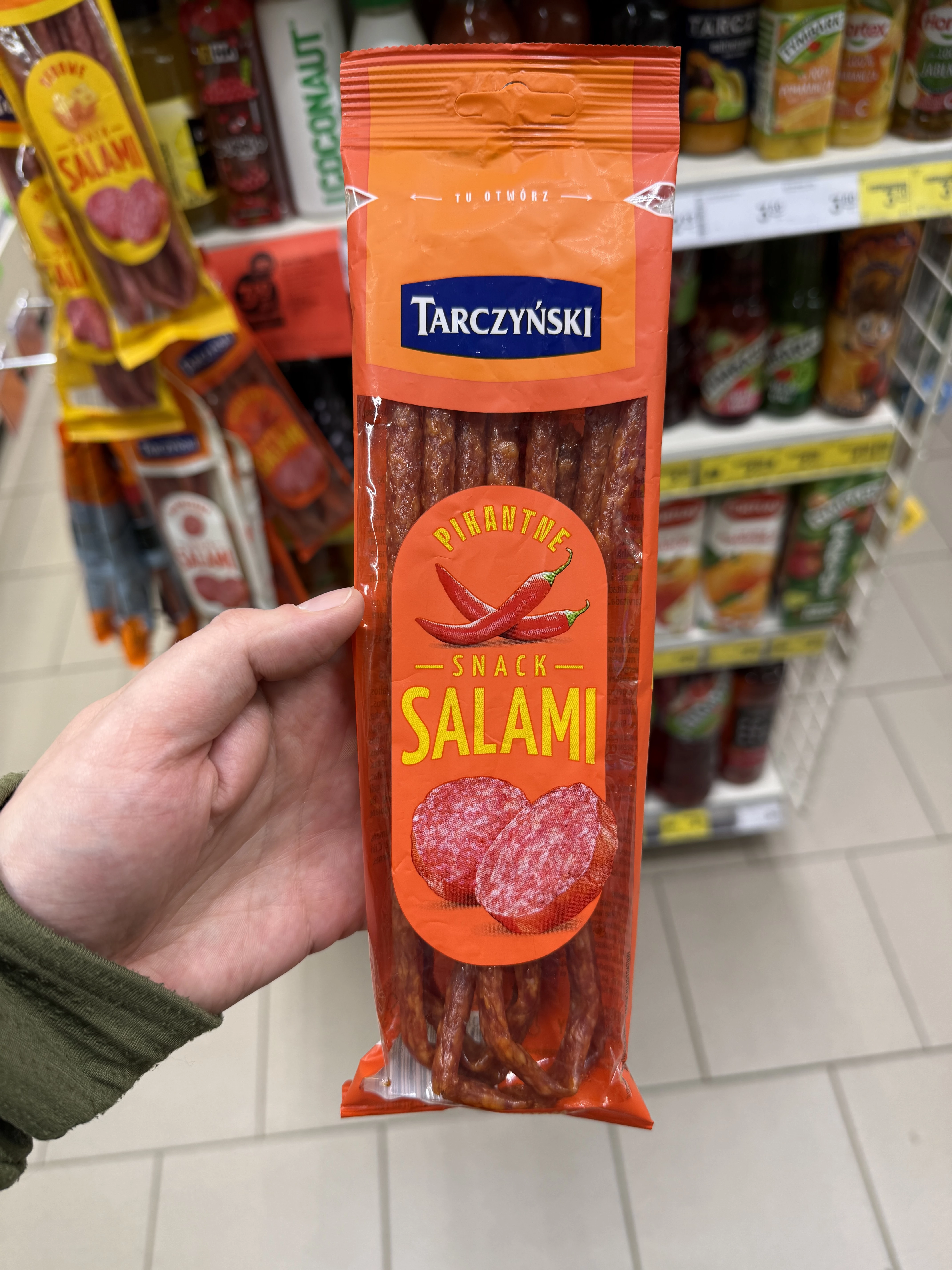 Tarczyński Snack wieprzowe salami pikantne | 80g