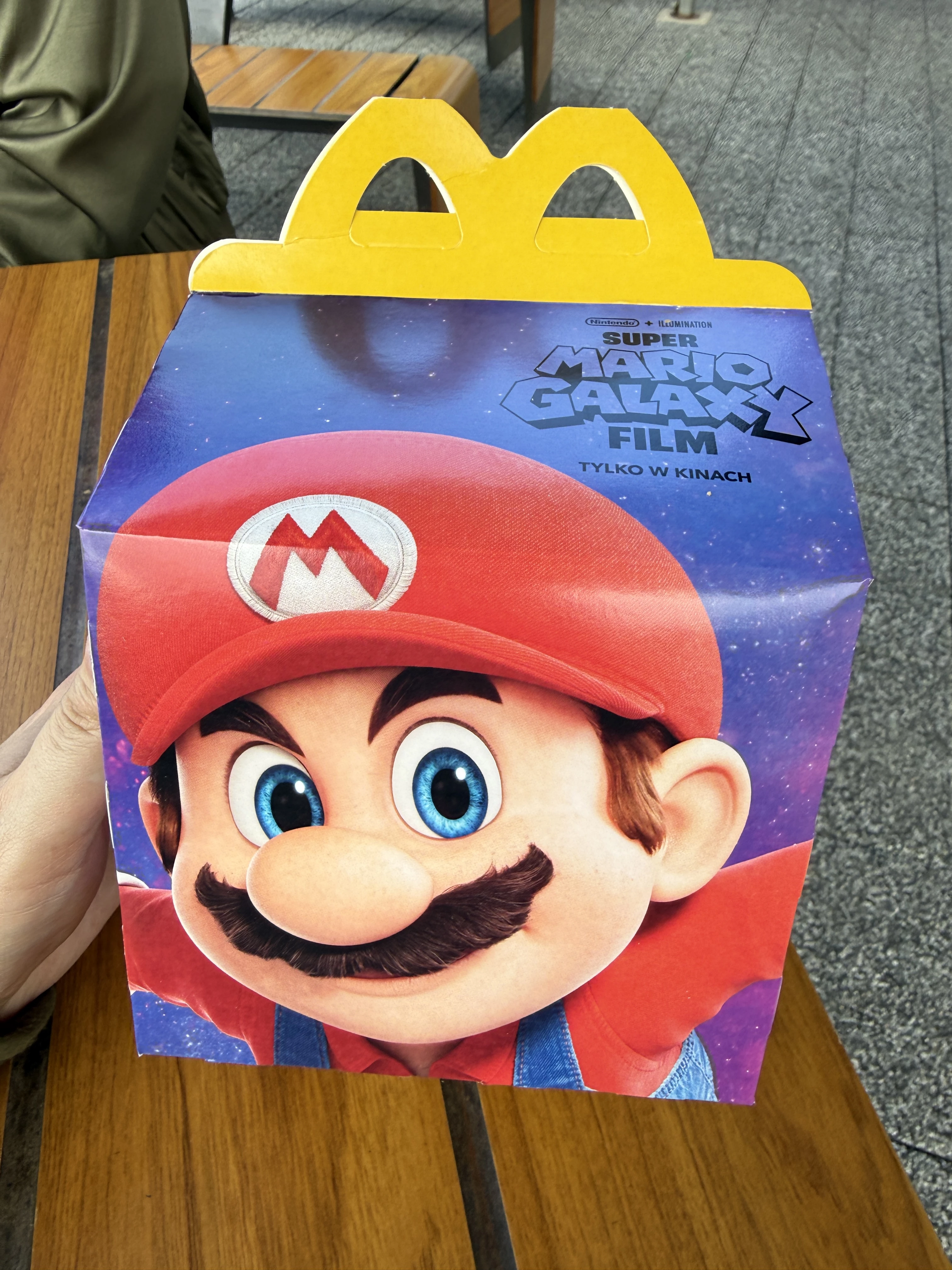 Pudełko Happy Meal Super Mario Galaxy