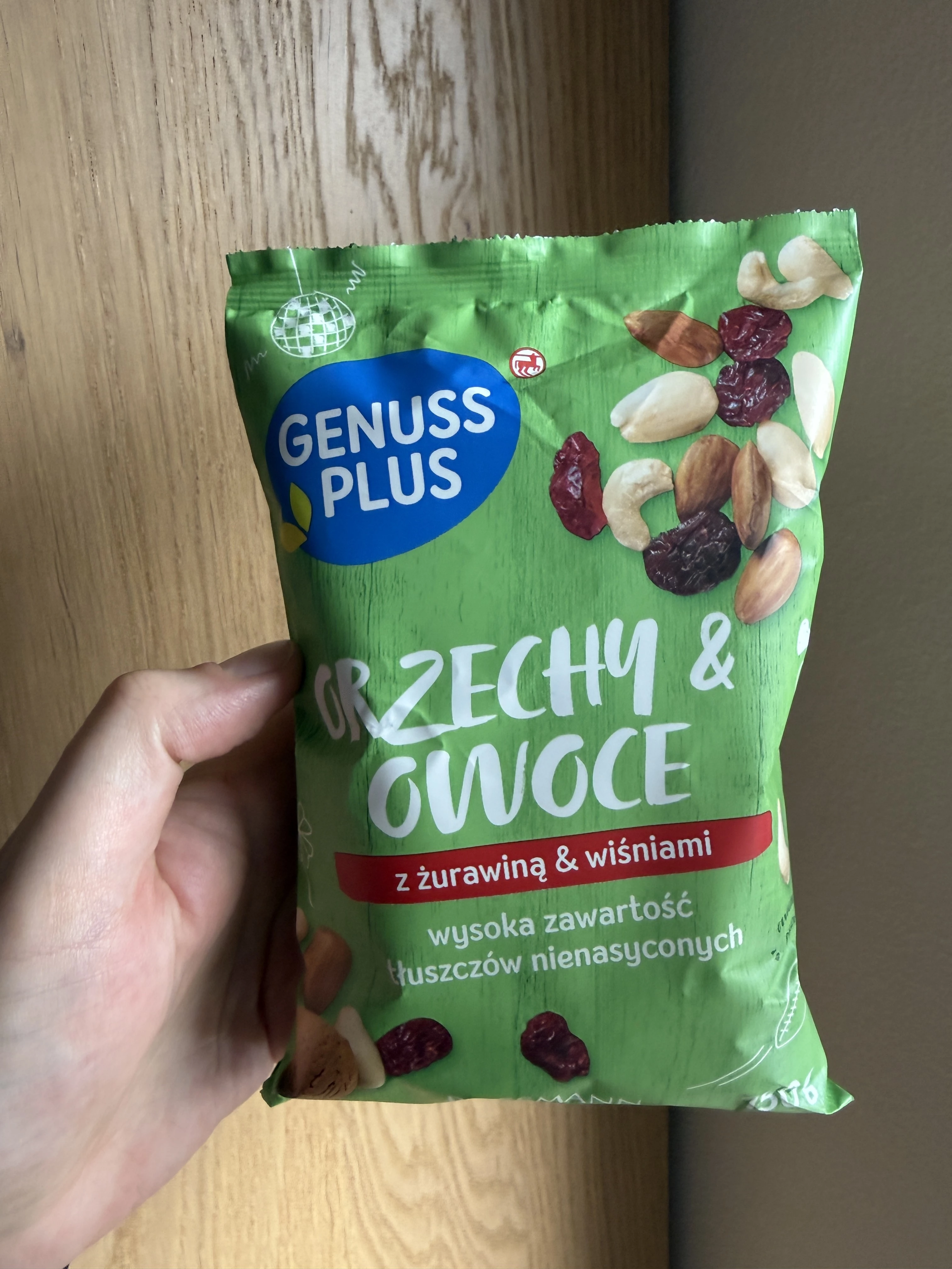 Genuss Plus Orzechy & Owoce z żurawiną & wiśniami | 150g