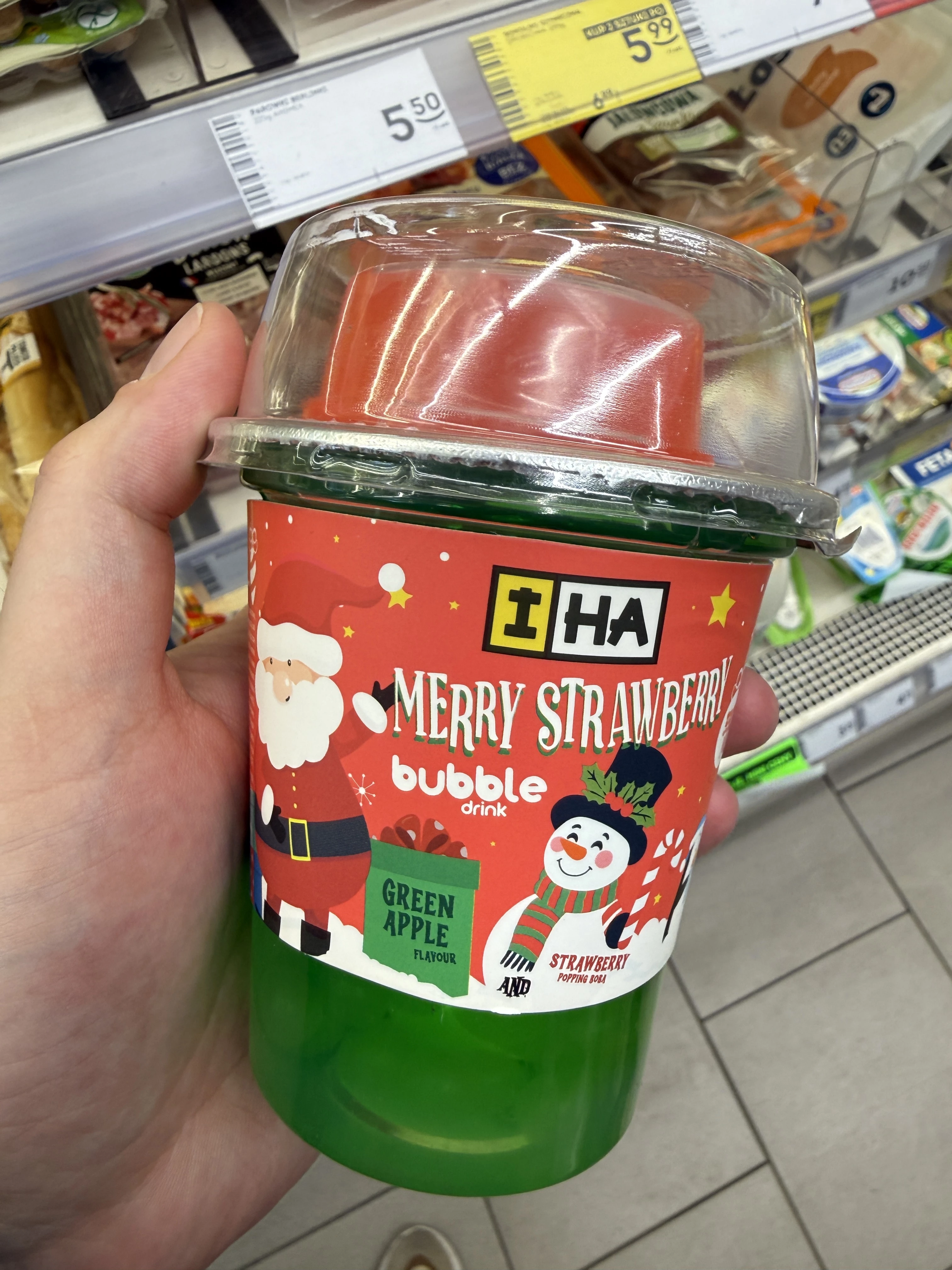 I-Ha Merry Strawberry Bubble Drink | 330ml