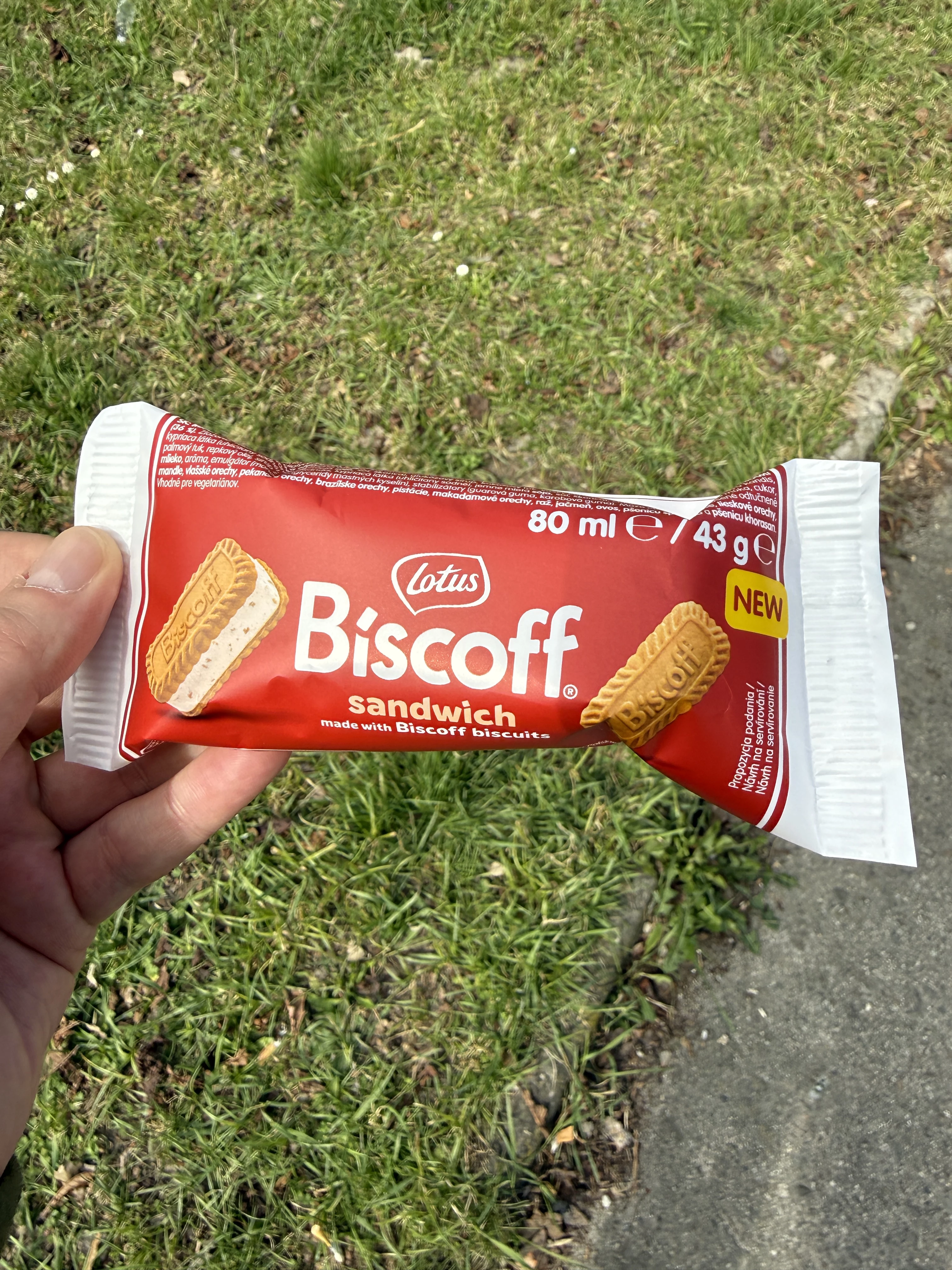 Lotus Biscoff Sandwich | 80ml / 43g