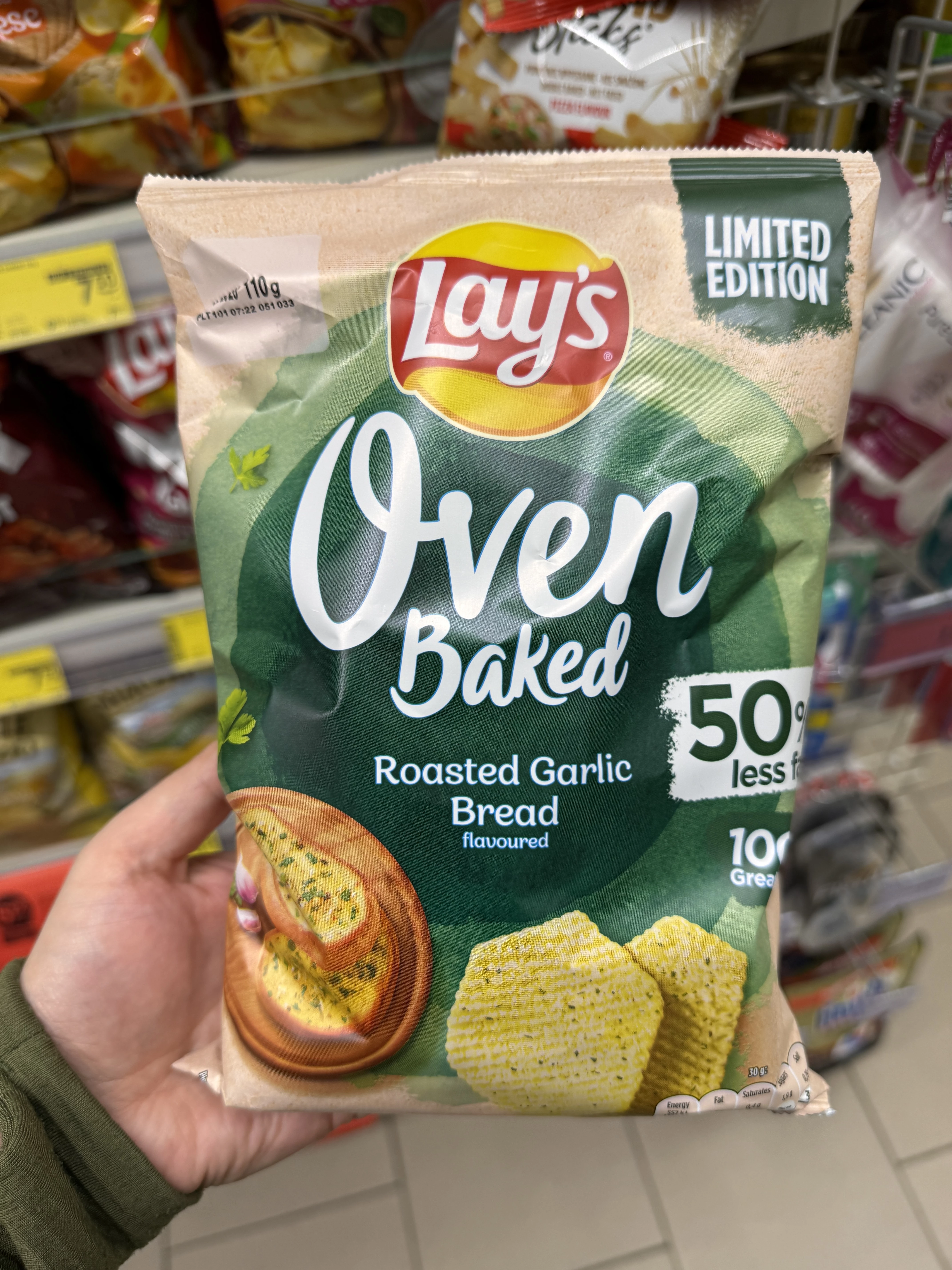 Lay’s Oven Baked Roasted Garlic Bread | 110g