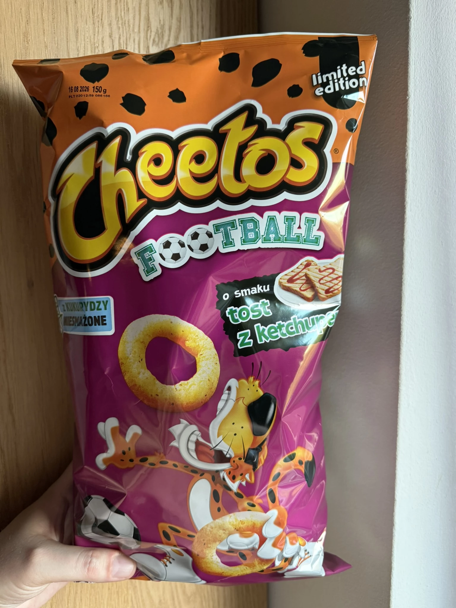 Cheetos Football Tost z Ketchupem | 150g