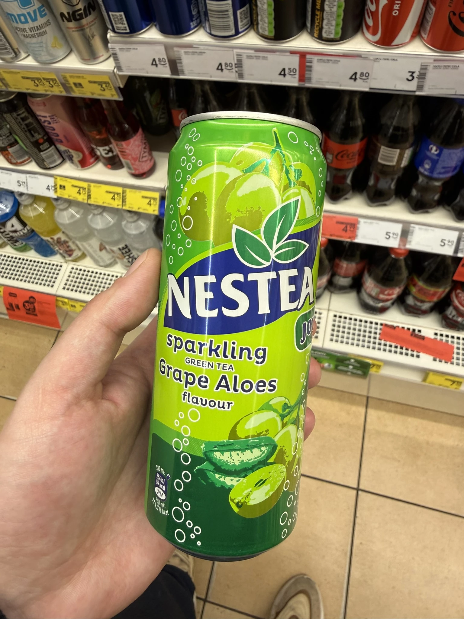 Nestea Joy sparkling green tea grape aloes flavour | 330ml