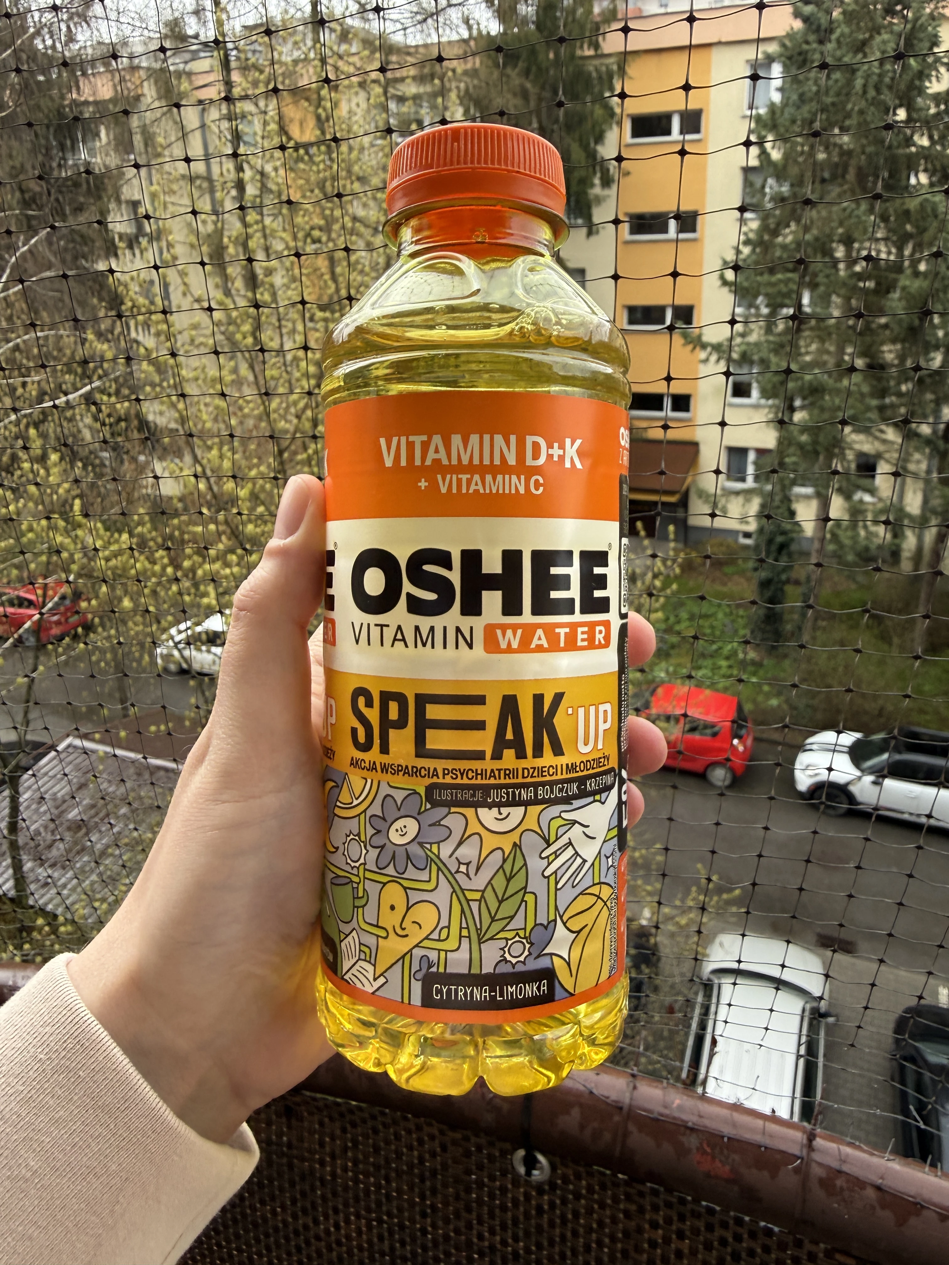 OSHEE Vitamin Water D+K Cytryna-Limonka | 555ml