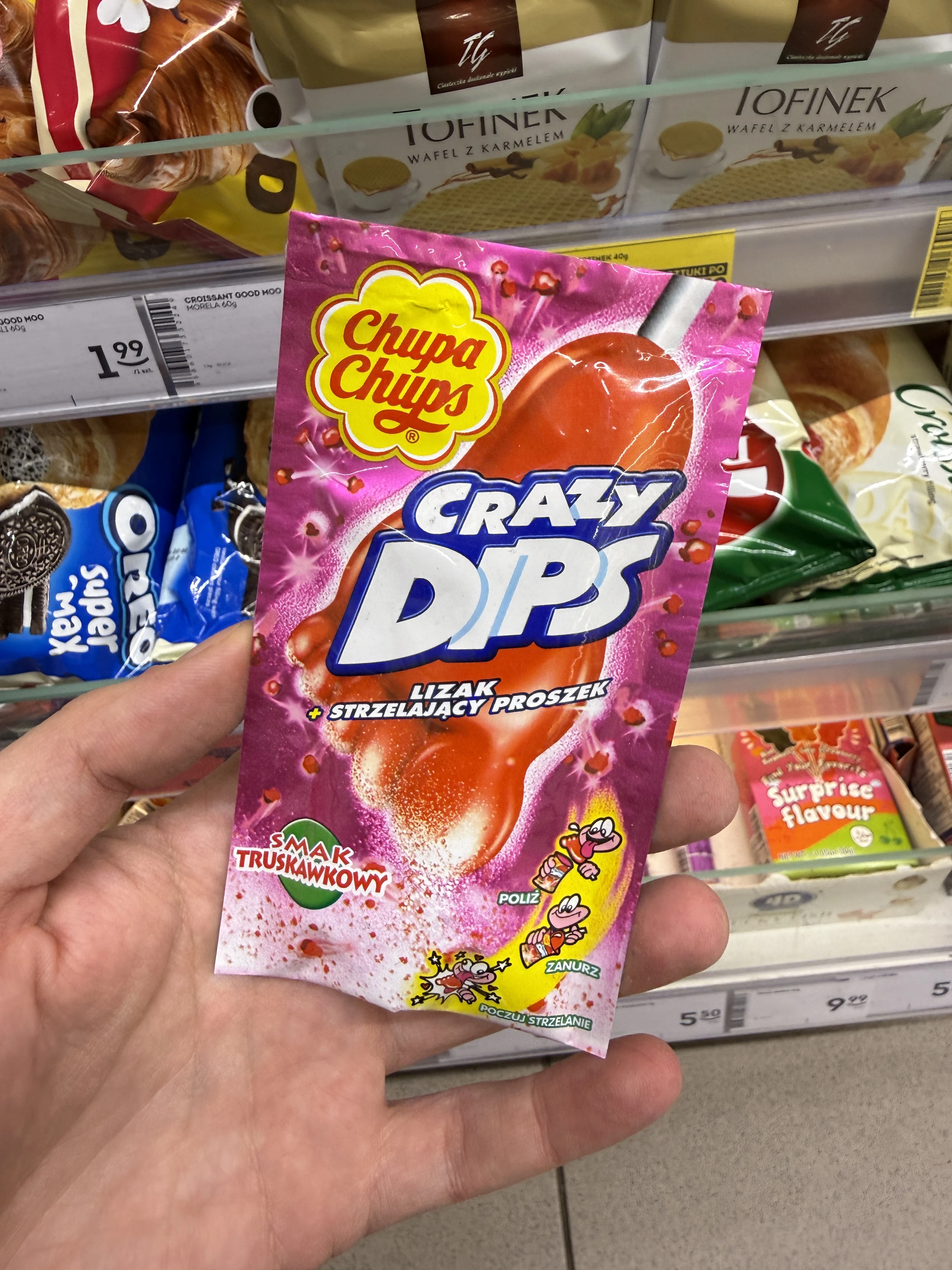 Chupa Chups Crazy Dips Lizak ze strzelającym proszkiem smak truskawkowy | 14g