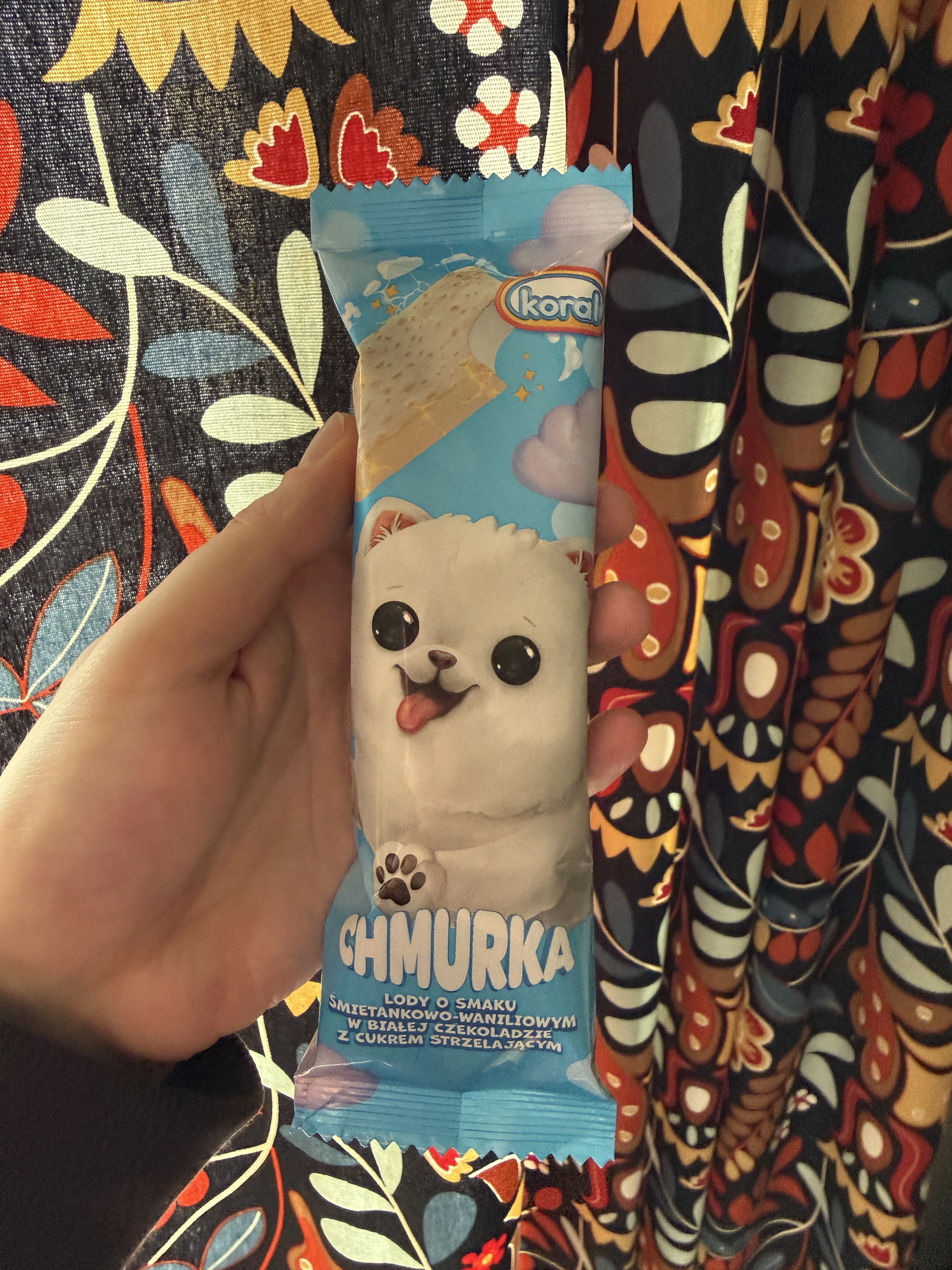 Koral Chmurka lody śmietankowo-waniliowe w białej czekoladzie z cukrem strzelającym | 90ml