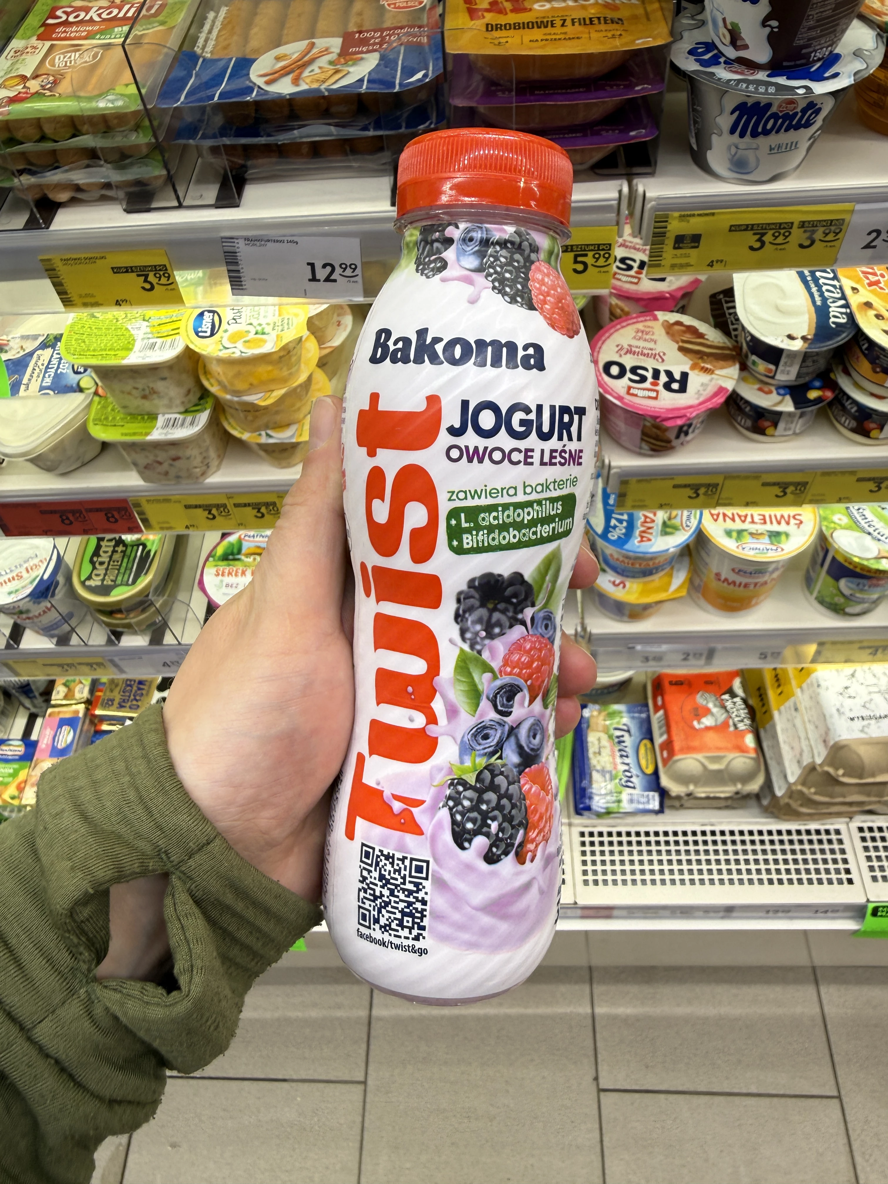 Bakoma Twist Jogurt Pitny Owoce Leśne | 370g