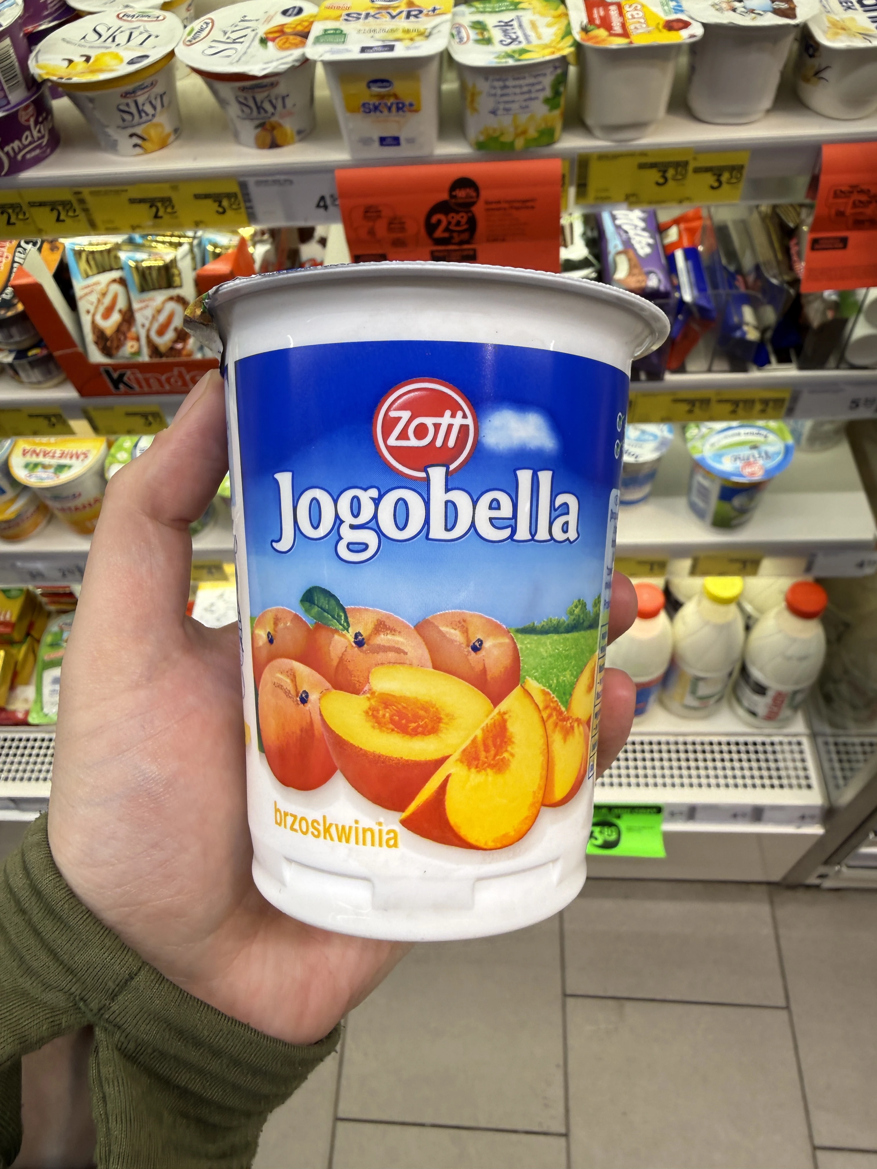 Zott Jogobella Jogurt brzoskwinia | 400g