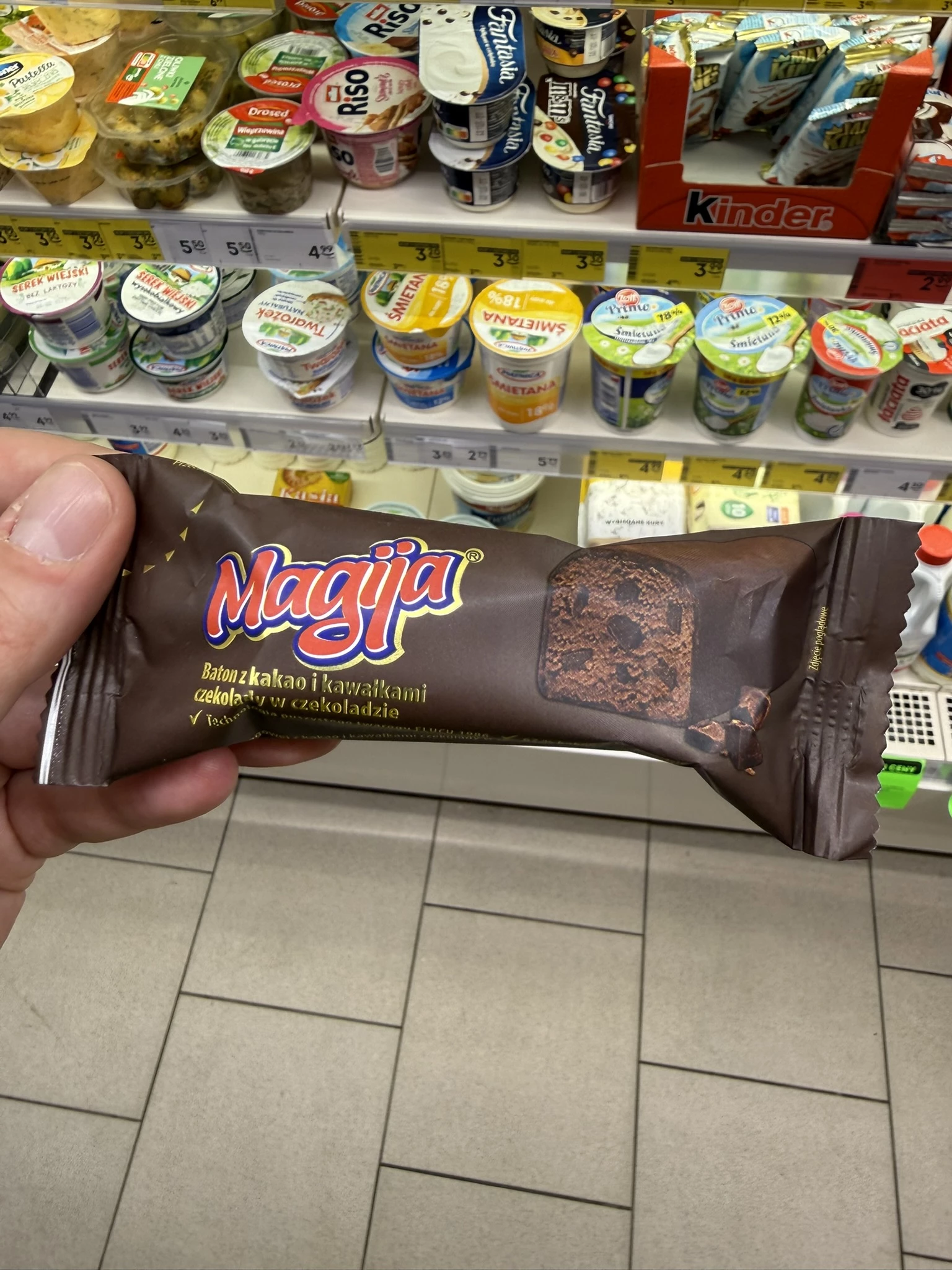 Magija Batonik twarogowy kakaowy z kawałkami czekolady w czekoladzie | 40g