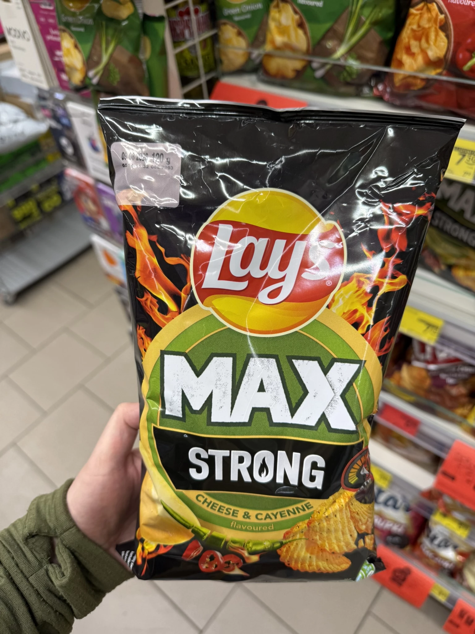 Lay’s Max Strong Cheese & Cayenne | 120g