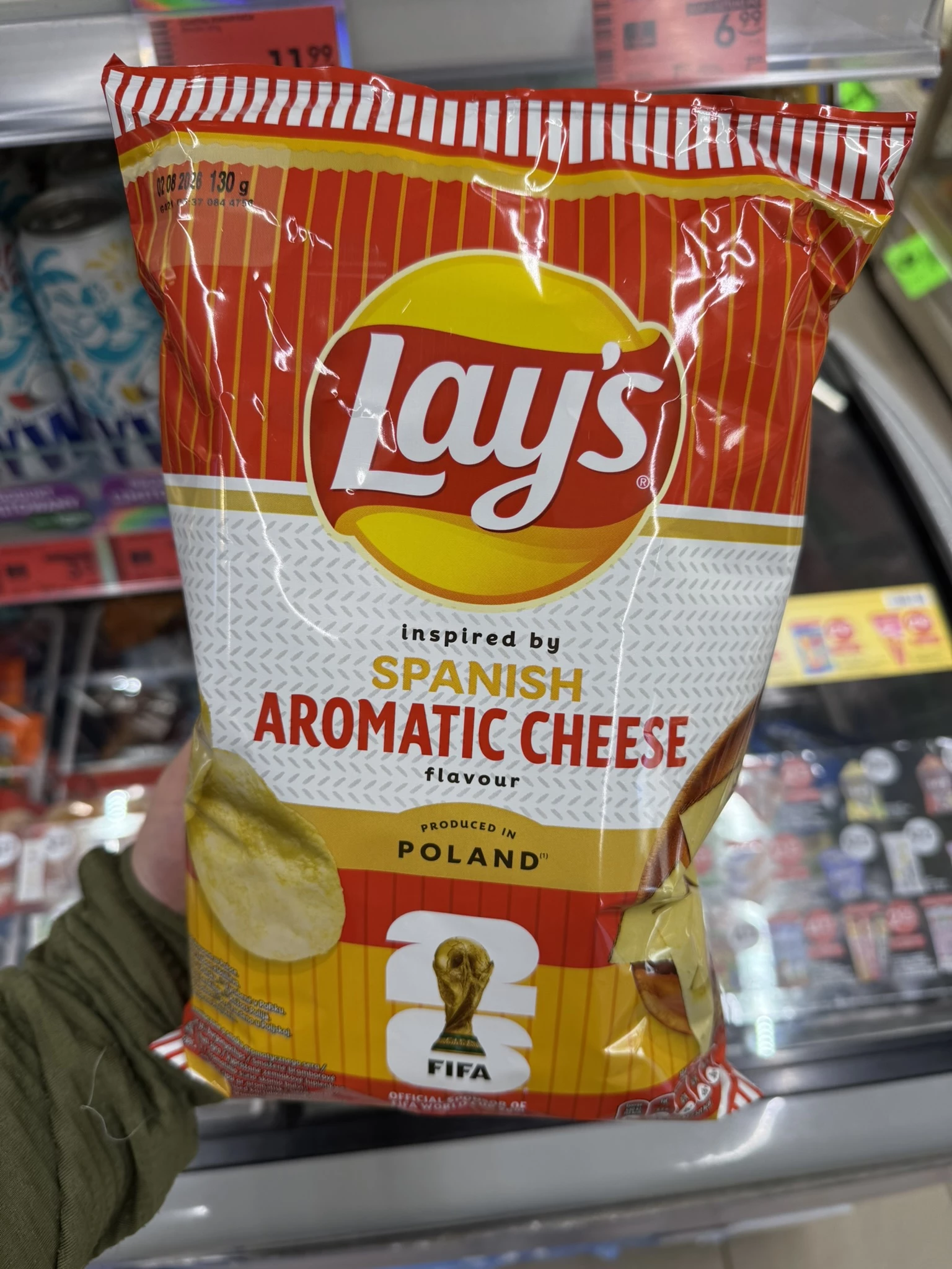 Lay’s Inspired by Spanish Aromatic Cheese Flavour FIFA World Cup 26 | 130g