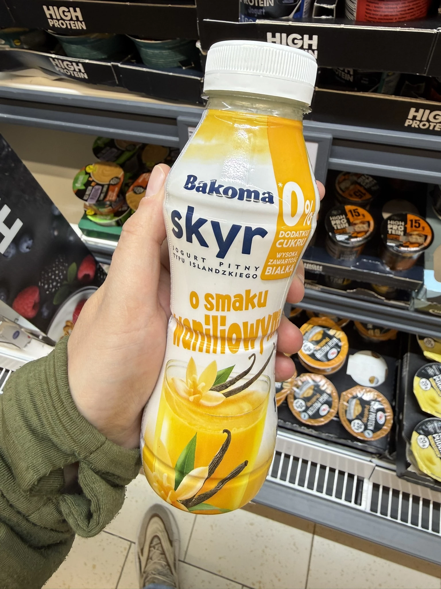 Bakoma Skyr jogurt pitny typu islandzkiego o smaku waniliowym bez dodatku cukru | 300g