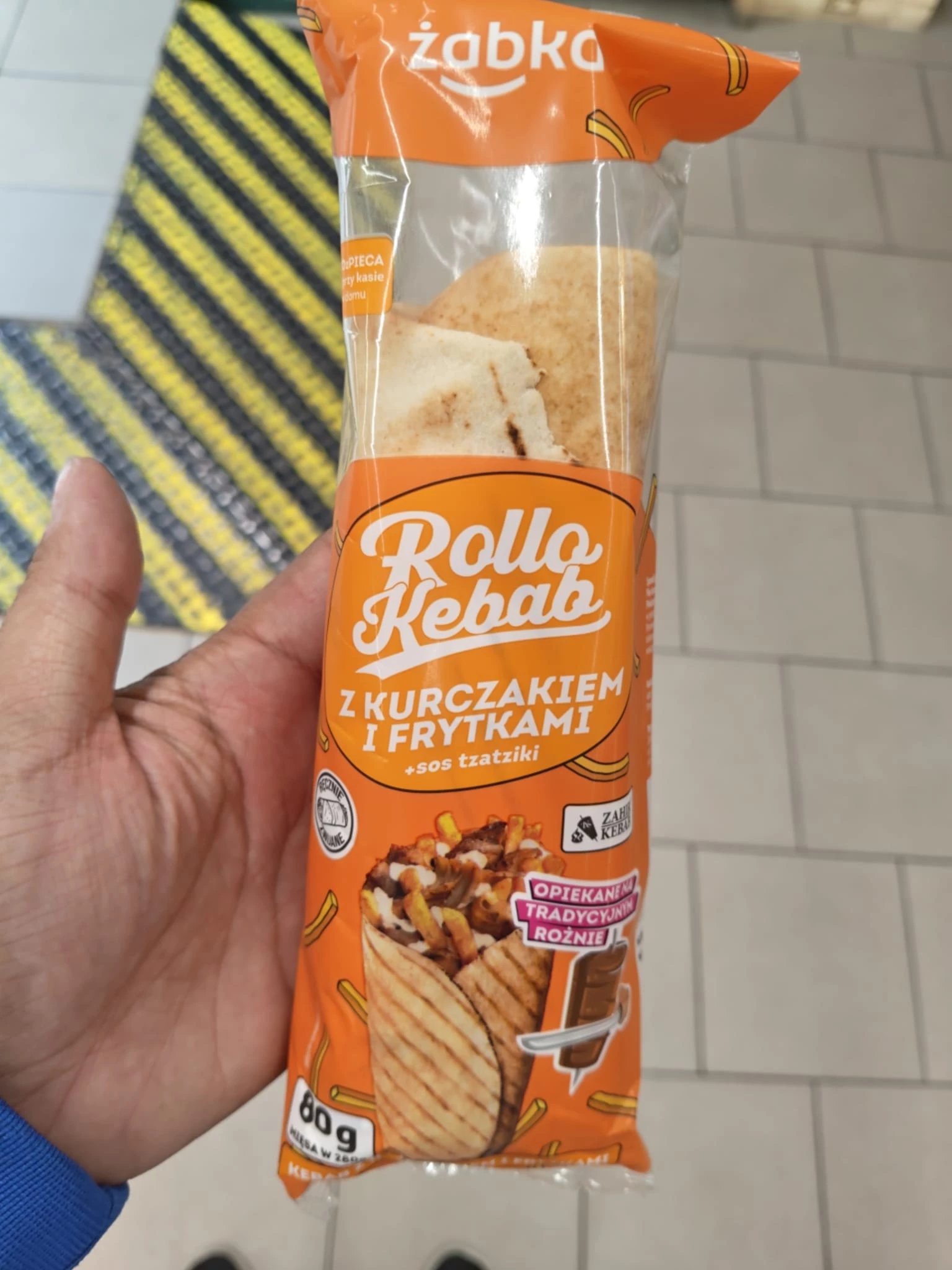 Rollo Kebab z kurczakiem i frytkami + sos tzatziki