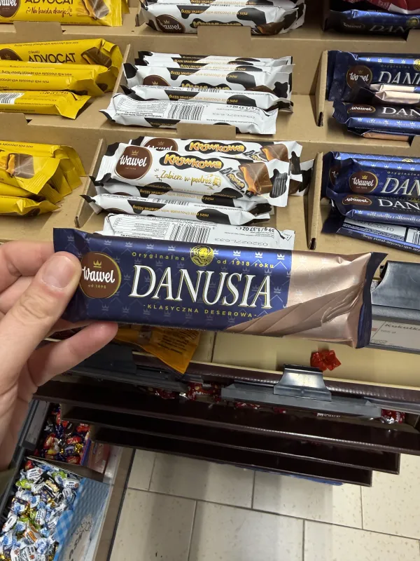 Wawel Danusia Klasyczna deserowa czekoladka nadziewana | 38g