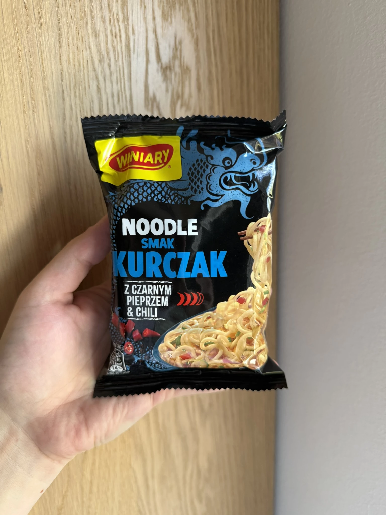 Winiary Noodle smak kurczak z czarnym pieprzem & chili | 62g