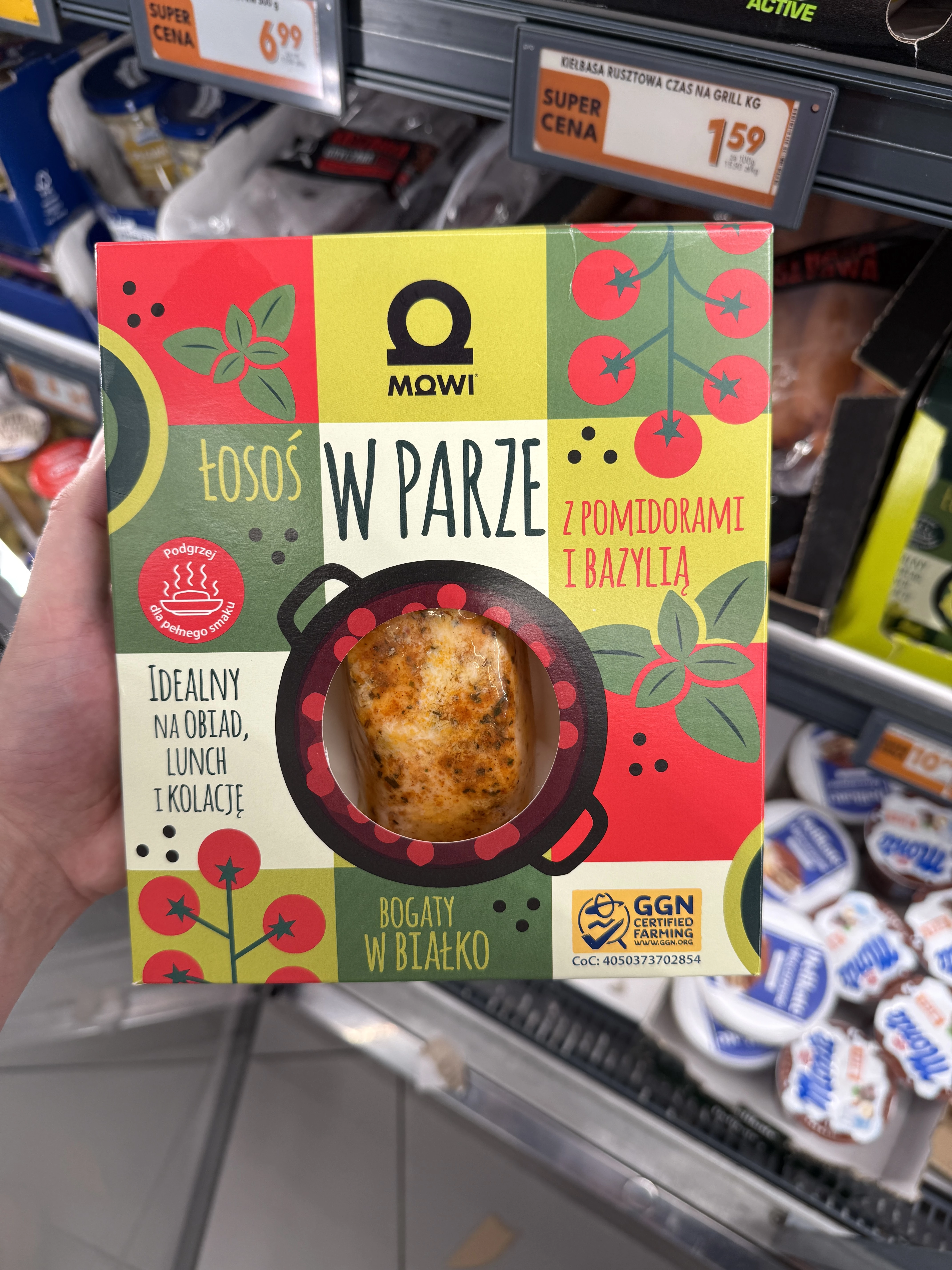 Mowi Łosoś w parze z pomidorami i bazylią | 0,181kg