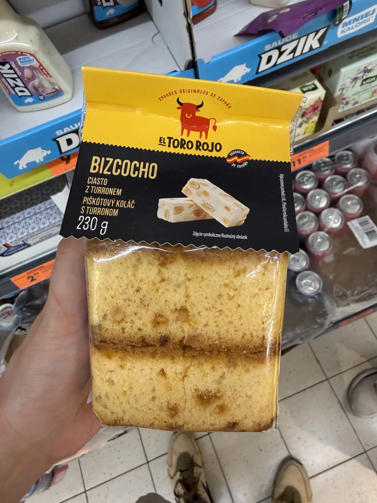 El Toro Rojo Bizcocho Ciasto z turronem | 230g