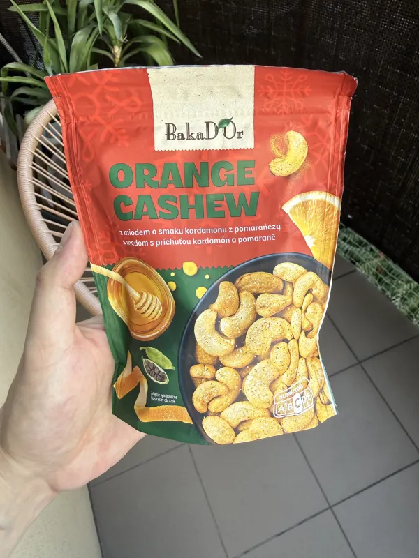 BakaDOr Orange Cashew orzechy nerkowca z miodem o smaku kardamonu z pomarańczą | 150g