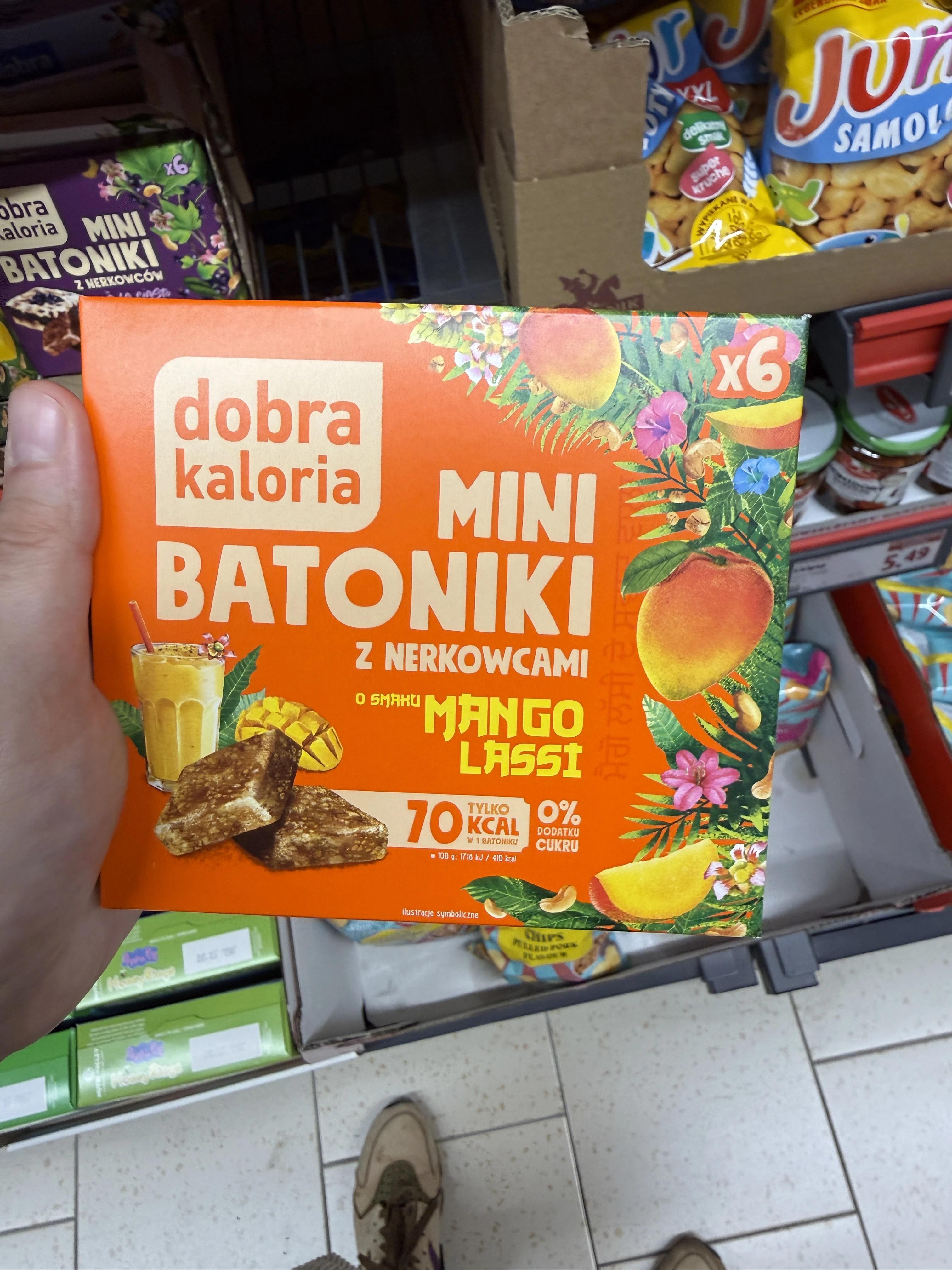 Dobra Kaloria Mini Batoniki z Nerkowcami o smaku Mango Lassi | 102g