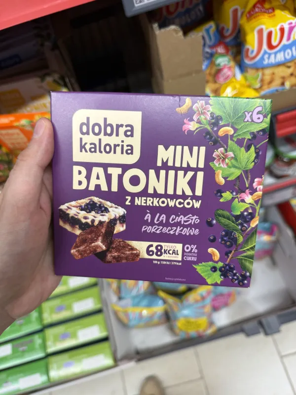 Dobra Kaloria Mini Batoniki z nerkowców à la ciasto porzeczkowe | 108g