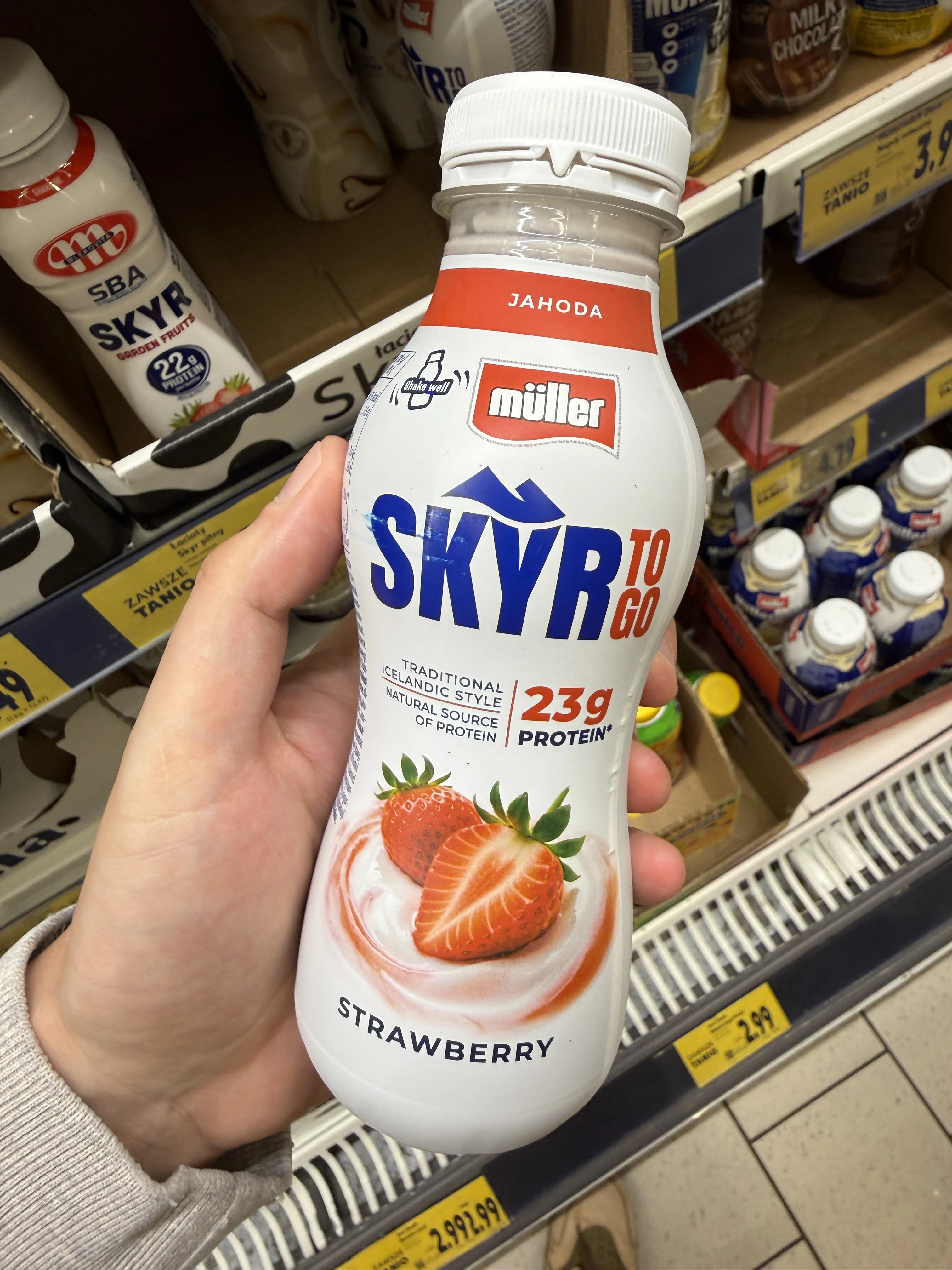 Müller Skyr To Go Strawberry | 330g