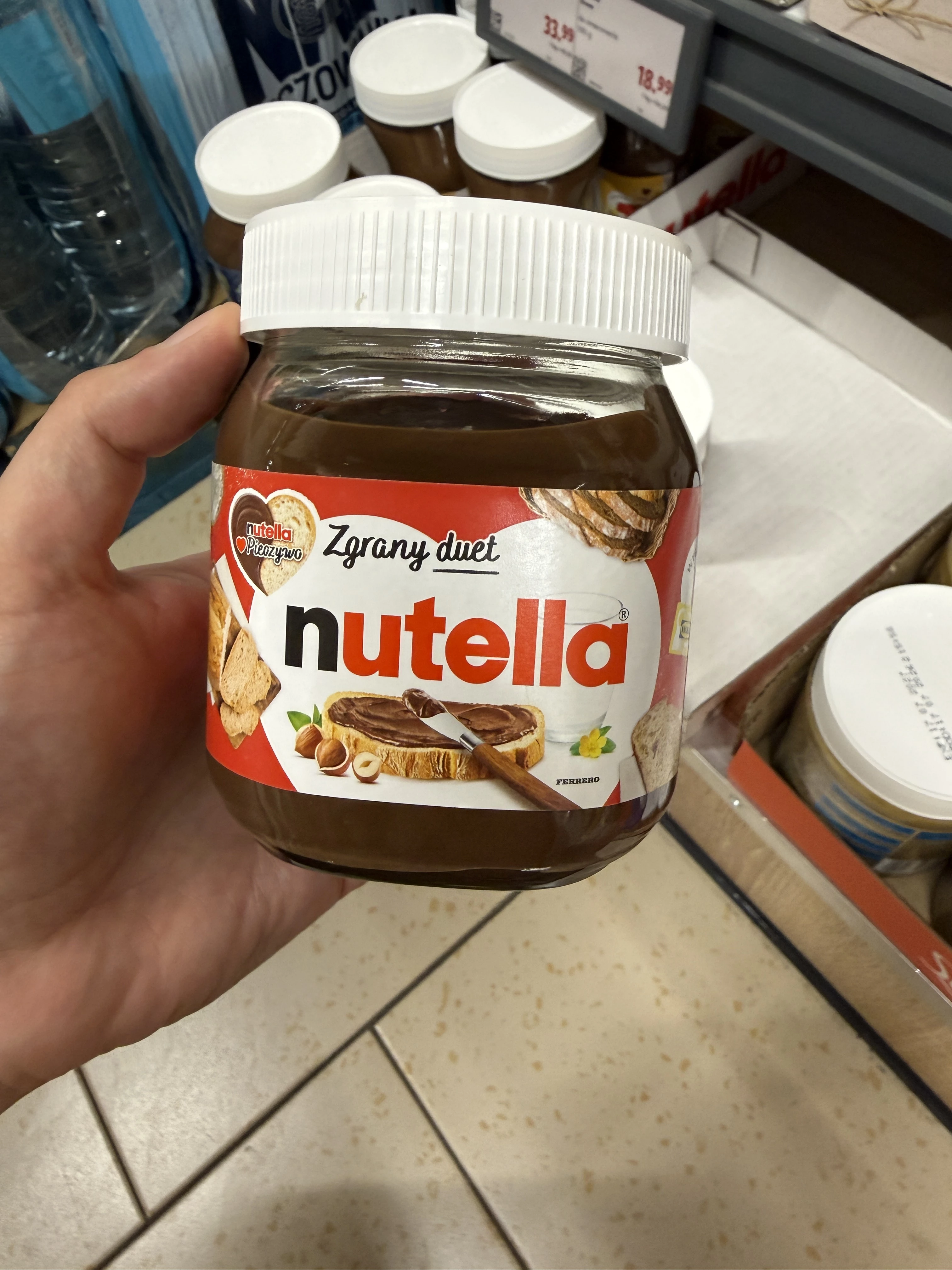 Nutella Zgrany duet krem do smarowania z orzechami laskowymi i kakao | 350g