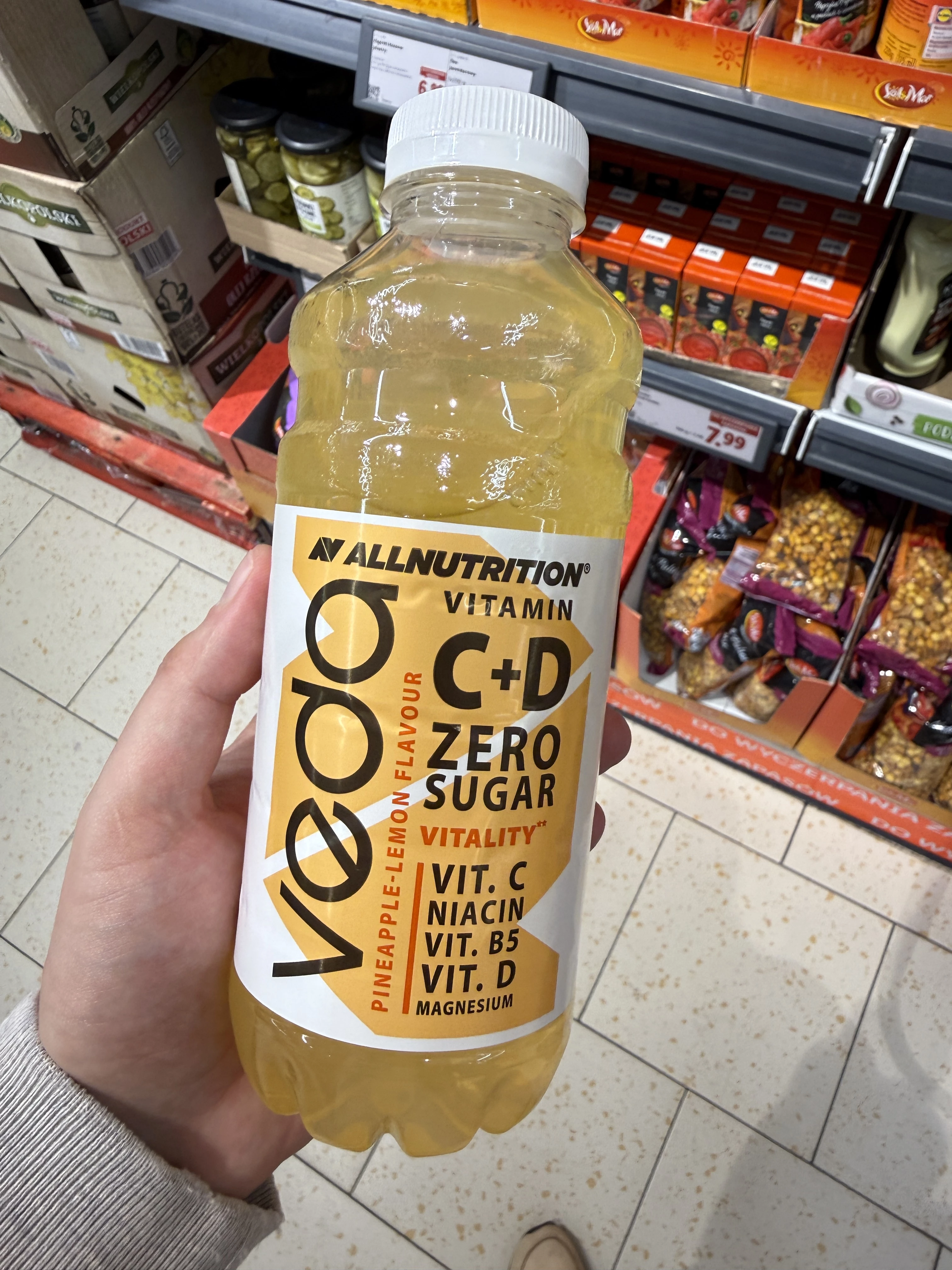 AllNutrition Veda Vitamin Water – ananas-cytryna | 600ml