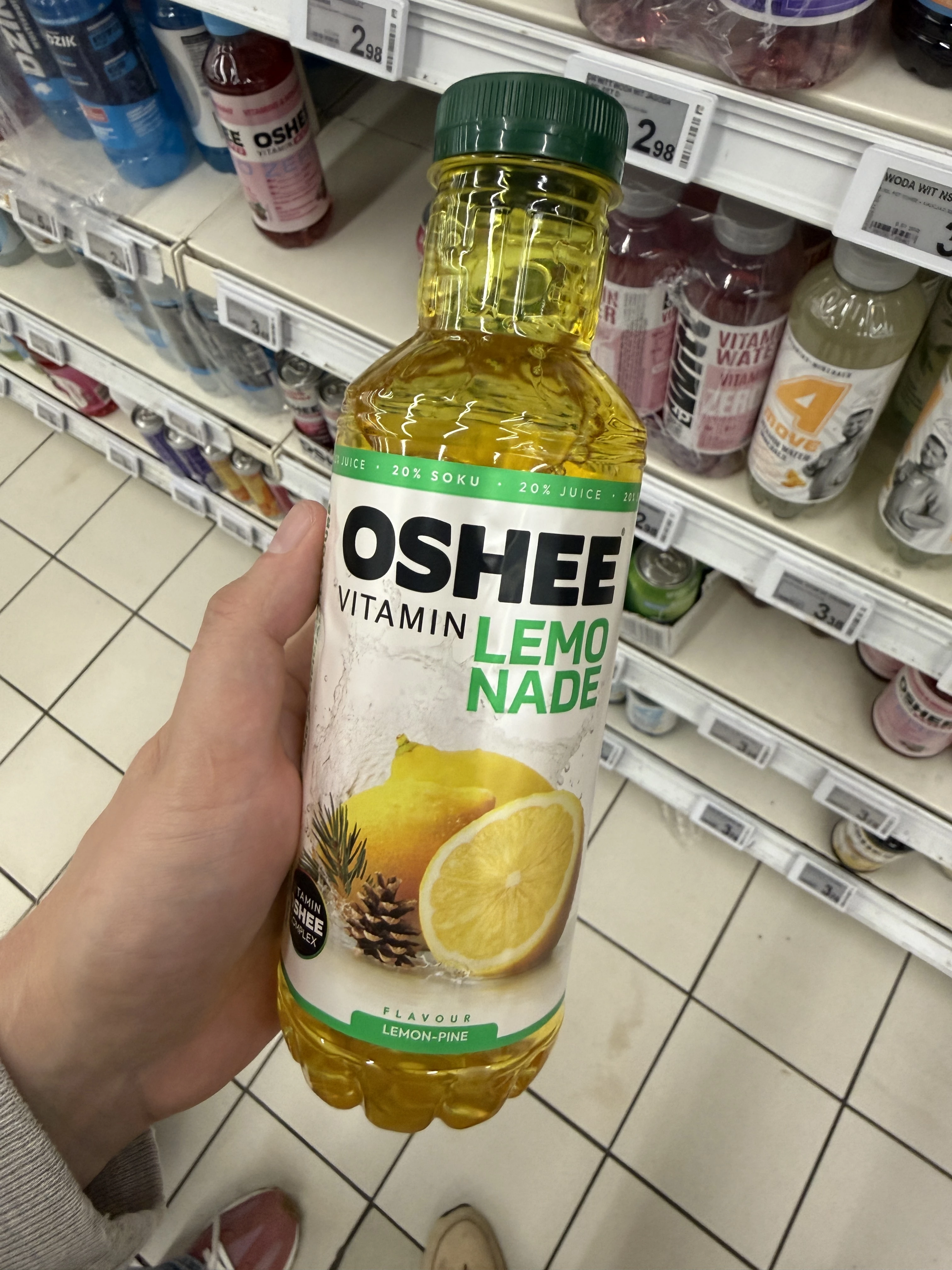 OSHEE Vitamin Lemonade cytryna-sosna | 555ml