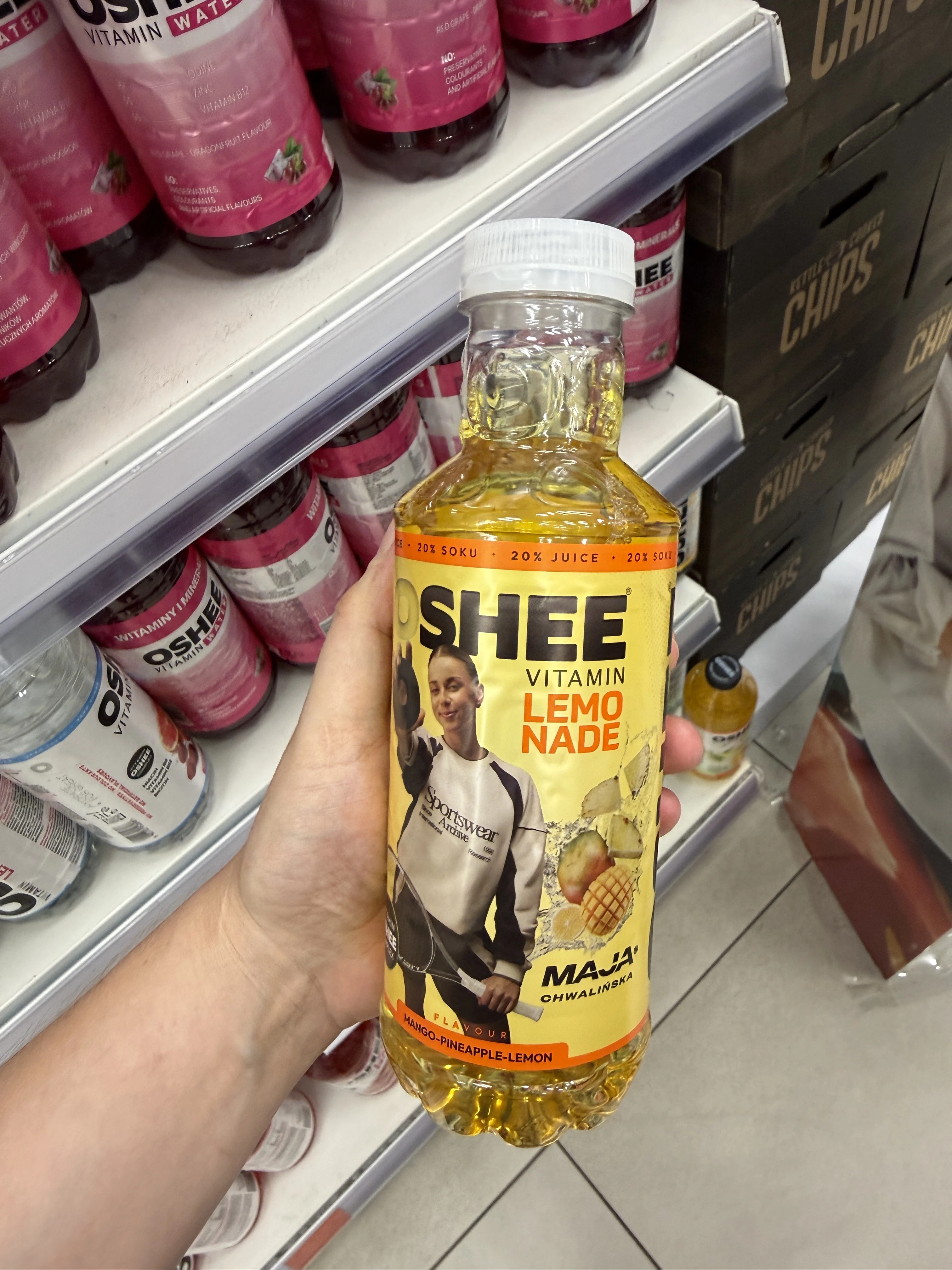 Oshee Vitamin Lemonade Mango-Pineapple-Lemon – Maja Chwalińska | 555ml