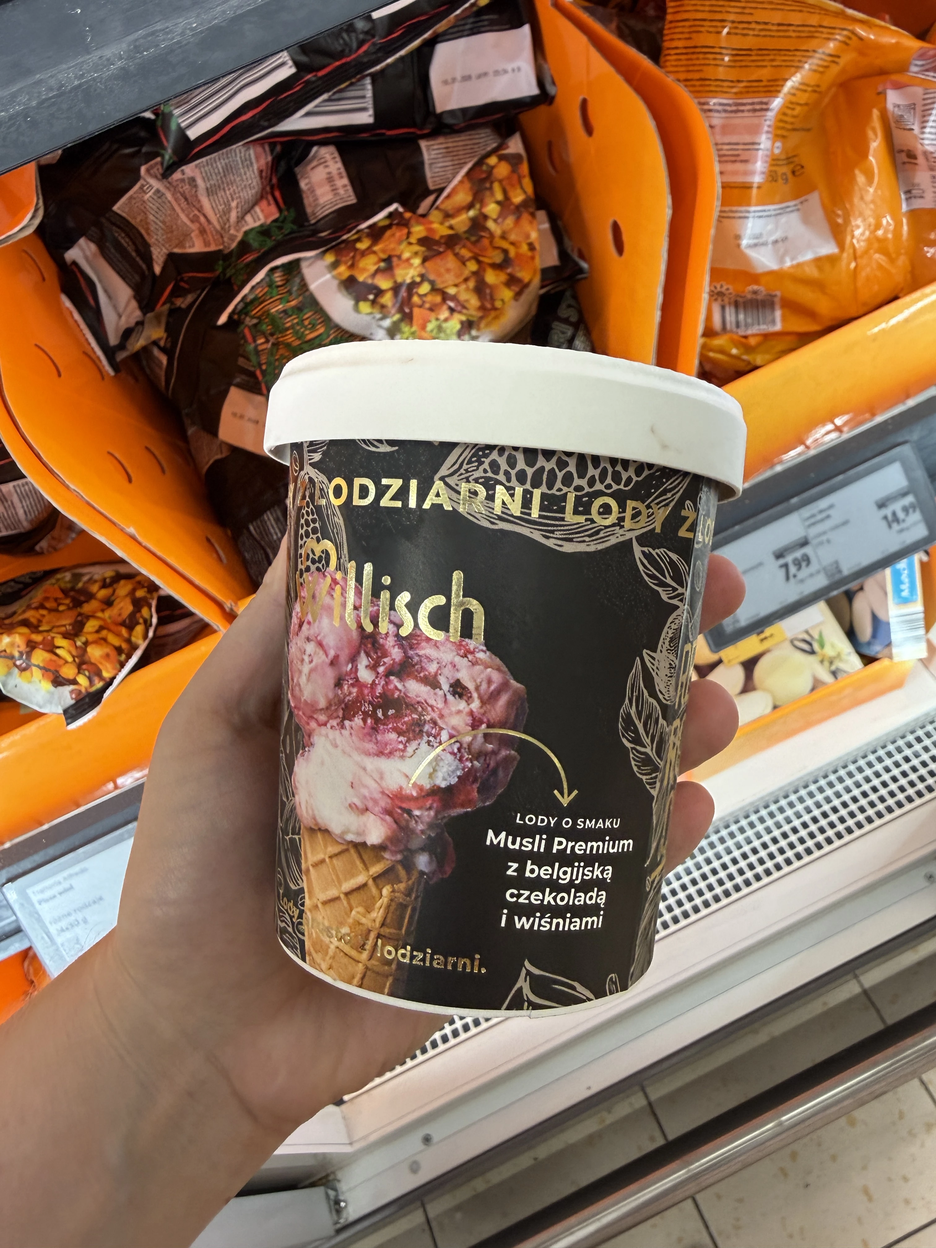 Willisch x One Day More Lody o smaku Musli Premium z belgijską czekoladą i wiśniami | 400g / 465ml