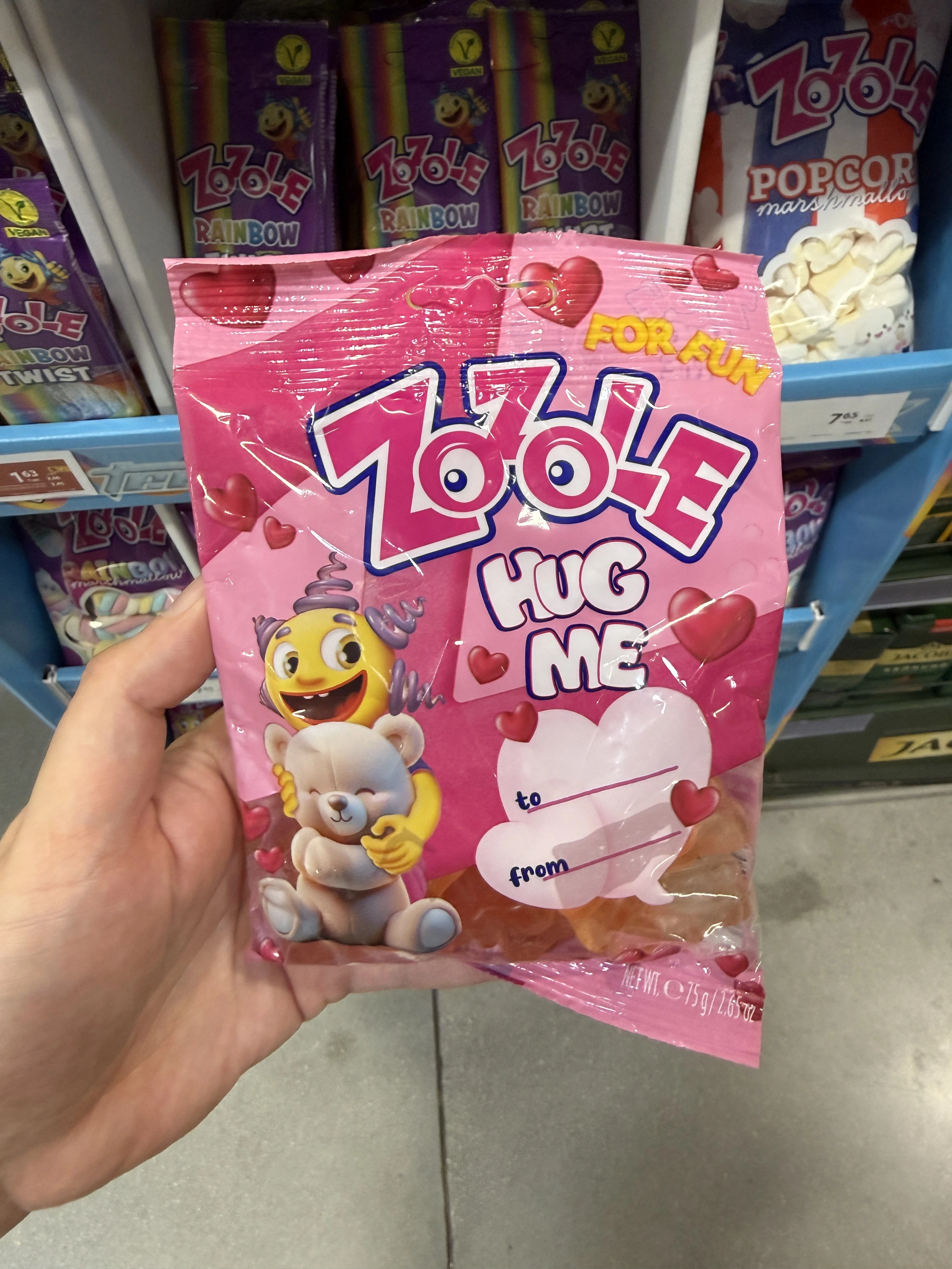 Zozole Hug Me Słodkie żelki o smaku malinowym | 75g