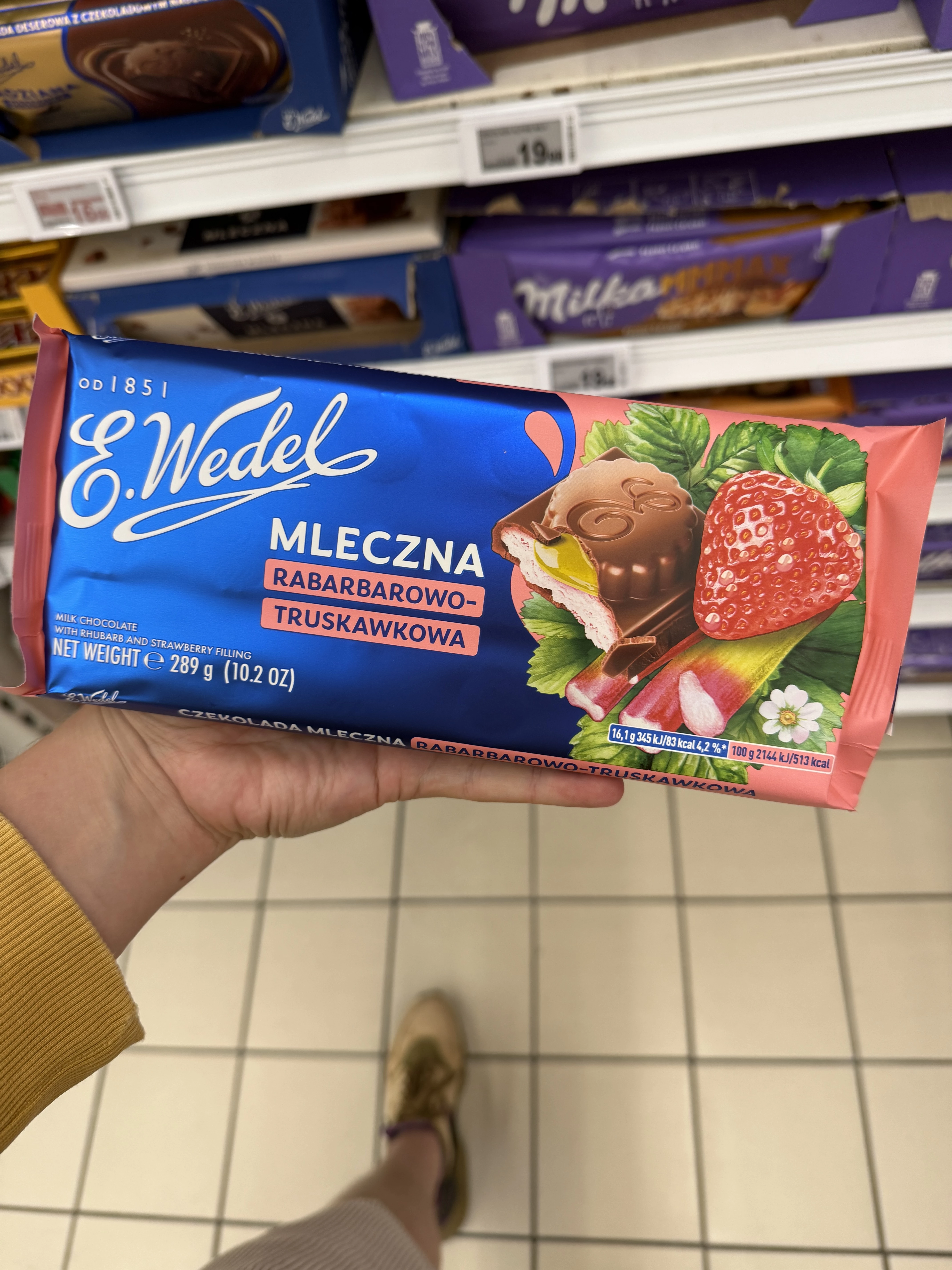 E. Wedel Czekolada mleczna rabarbarowo-truskawkowa | 289g