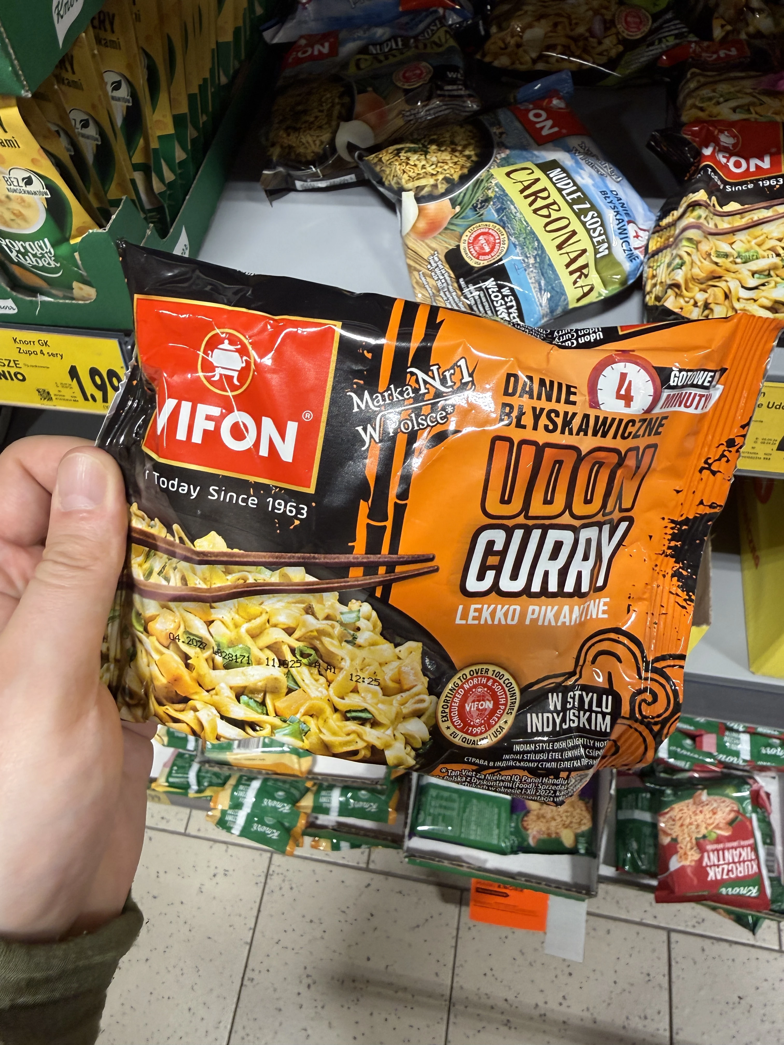Vifon Udon Curry Danie błyskawiczne | 90g