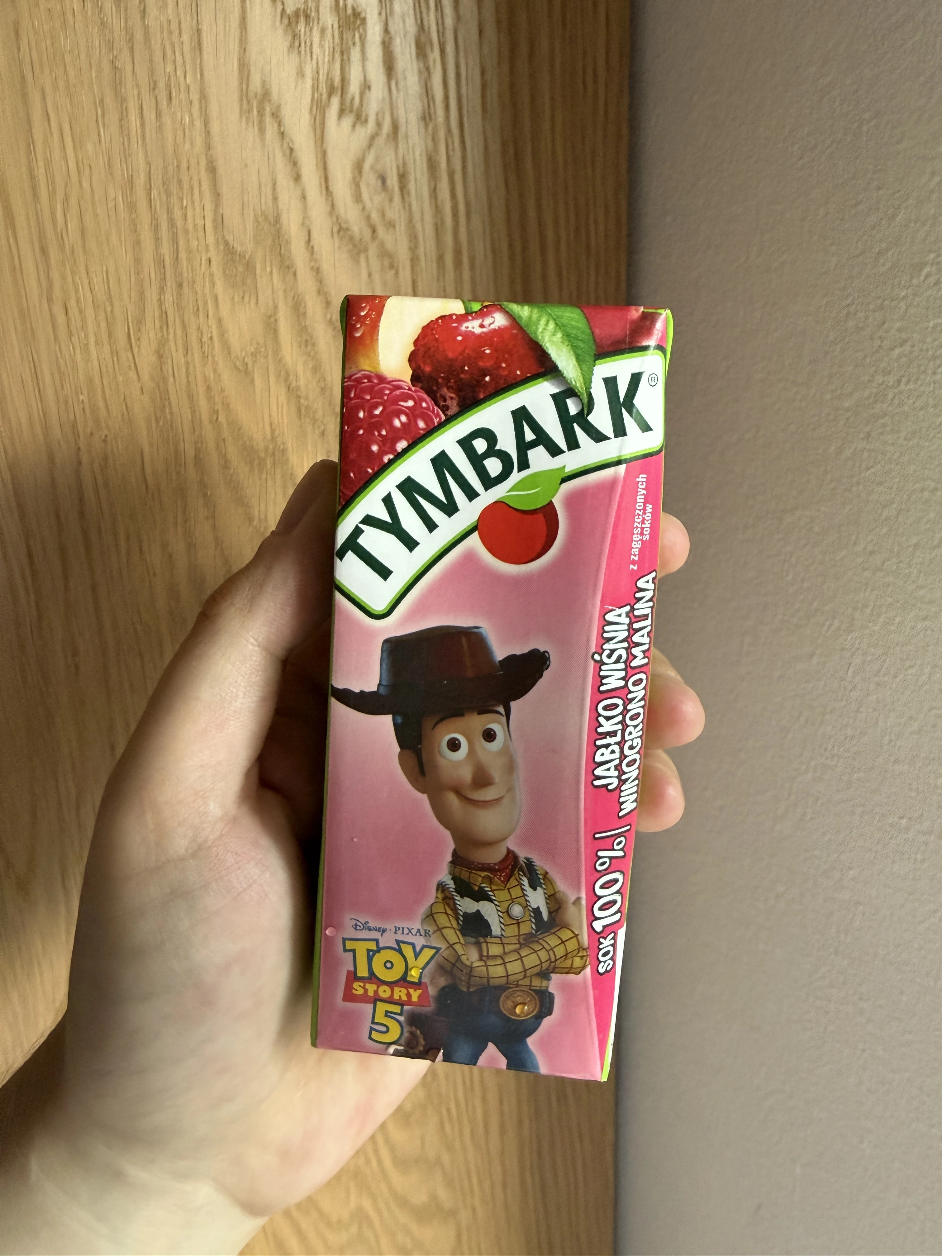 Tymbark Sok 100% Jabłko Wiśnia Winogrono Malina / Disney Pixar Toy Story 5 | 200ml