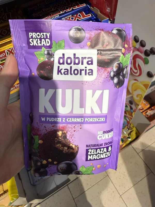 Dobra Kaloria Kulki w pudrze z czarnej porzeczki | 65g