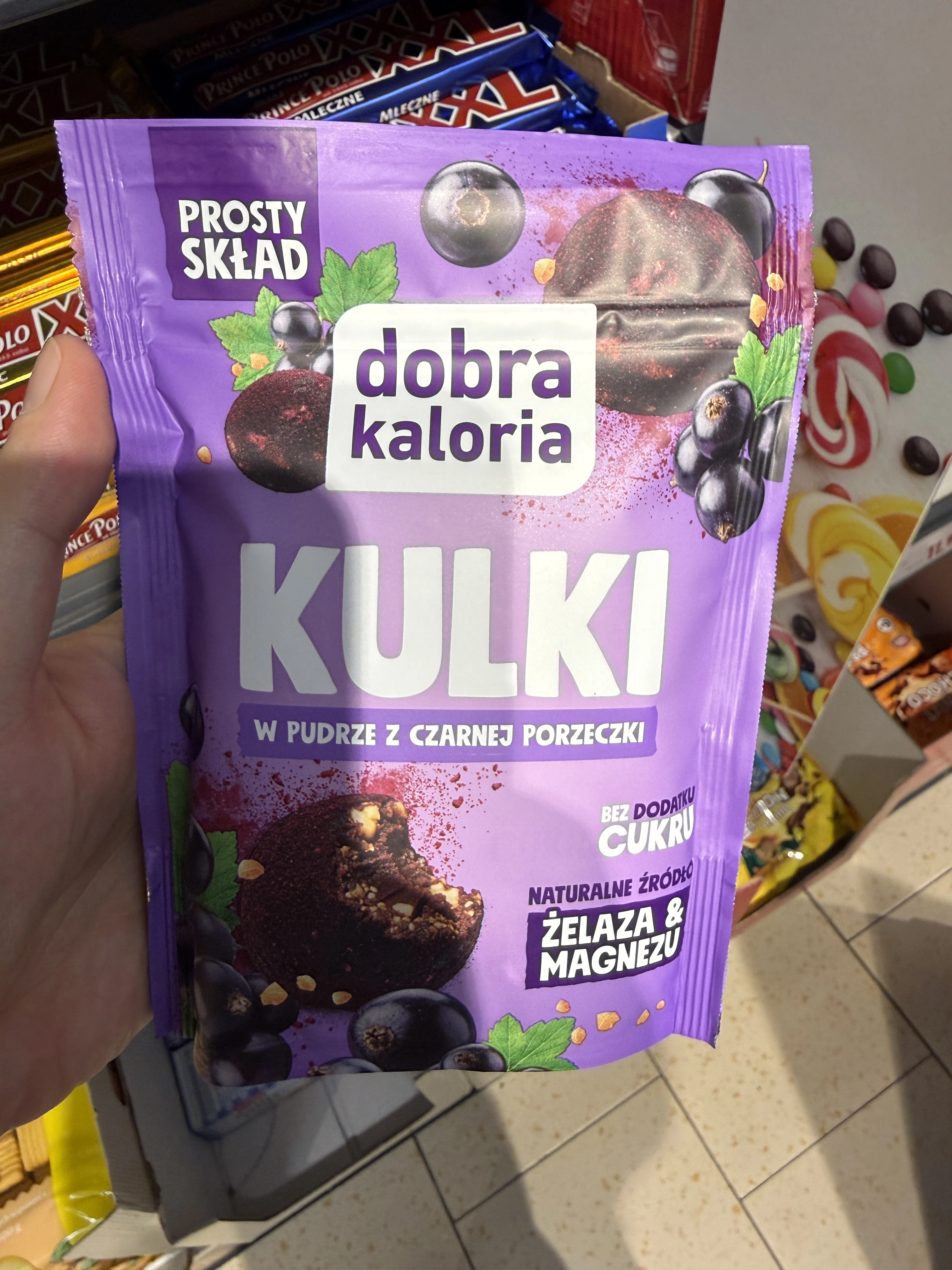 Dobra Kaloria Kulki w pudrze z czarnej porzeczki | 65g